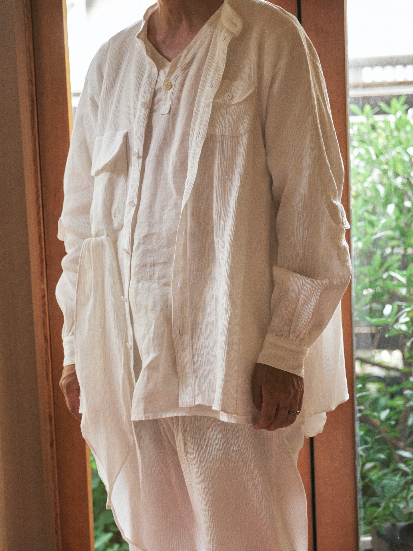 "eatable of many orders" / Celebration Scarf Shirts / off white