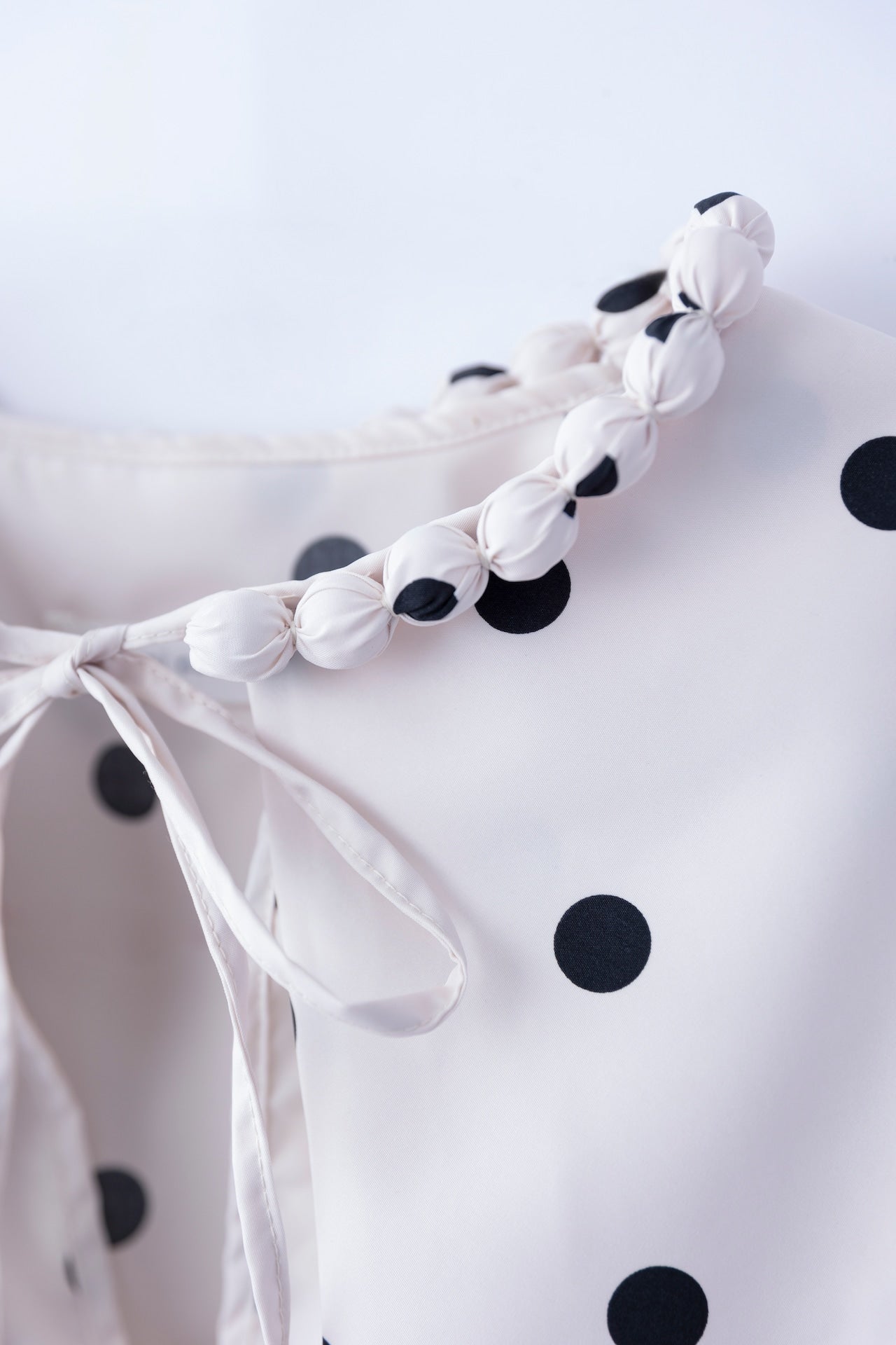 natsumi osawa/pearl scalloped blouse