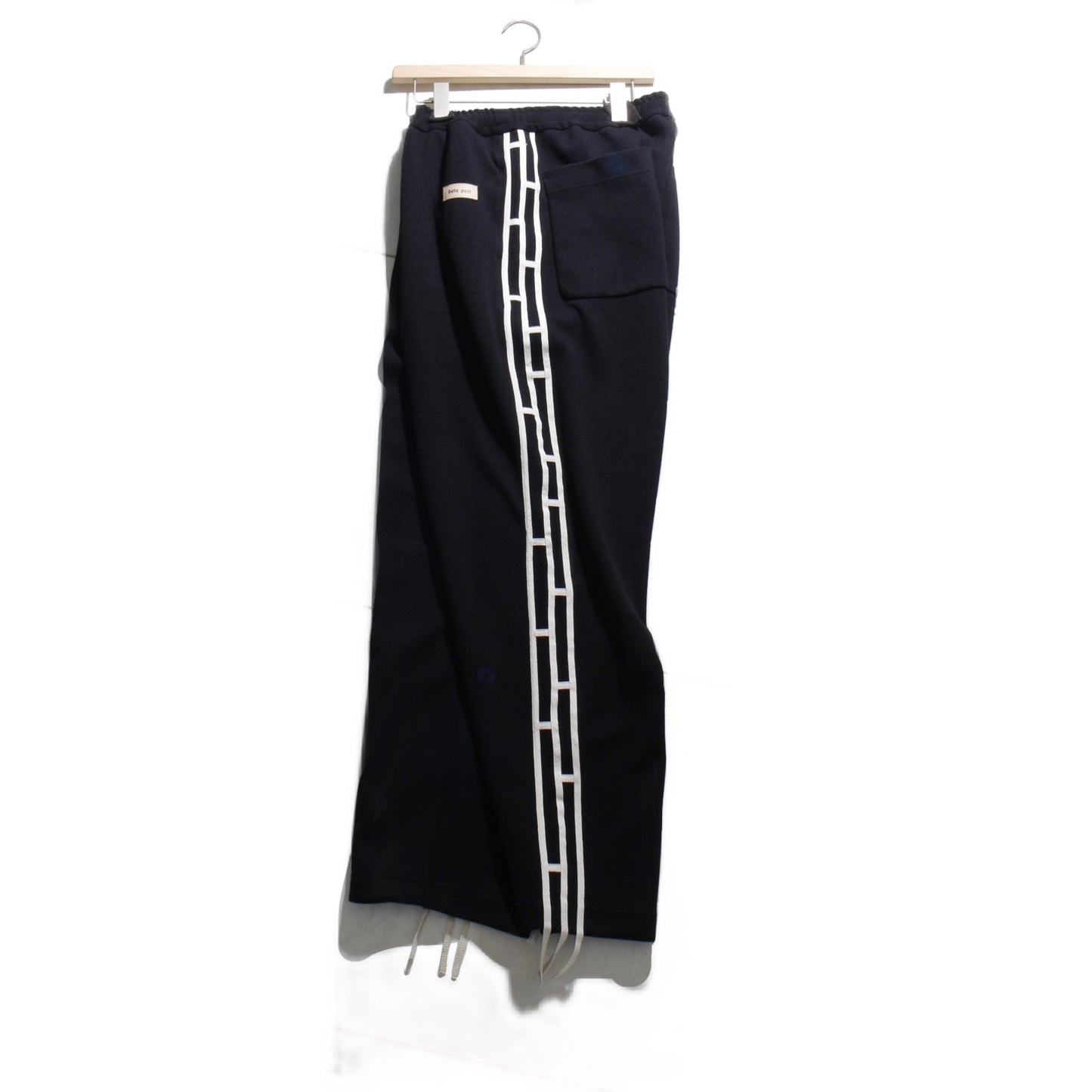 "amida" line track pants / black