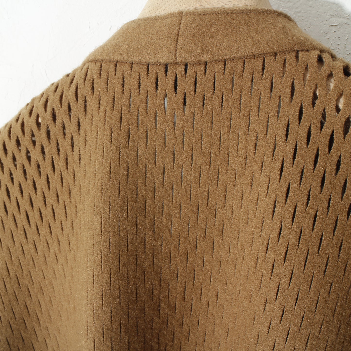 slited melton cardigan / camel