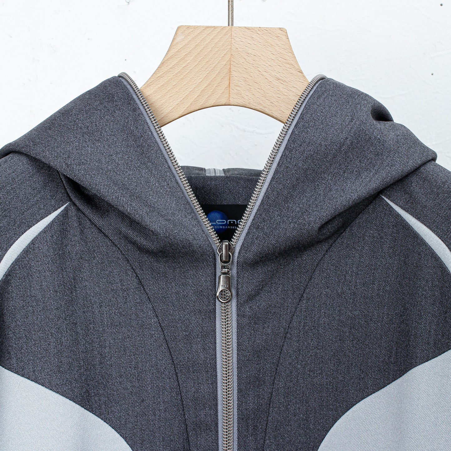 calm parka / shadow gray