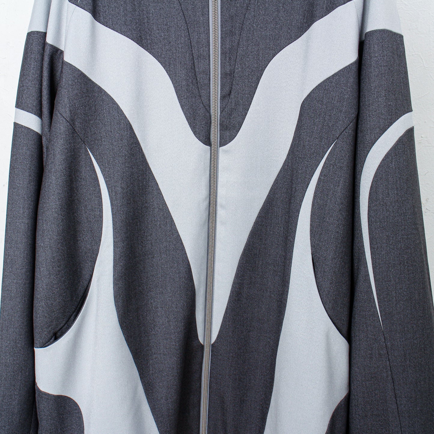 calm parka / shadow gray
