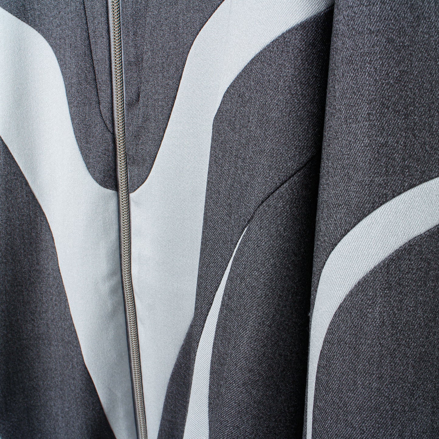 calm parka / shadow gray