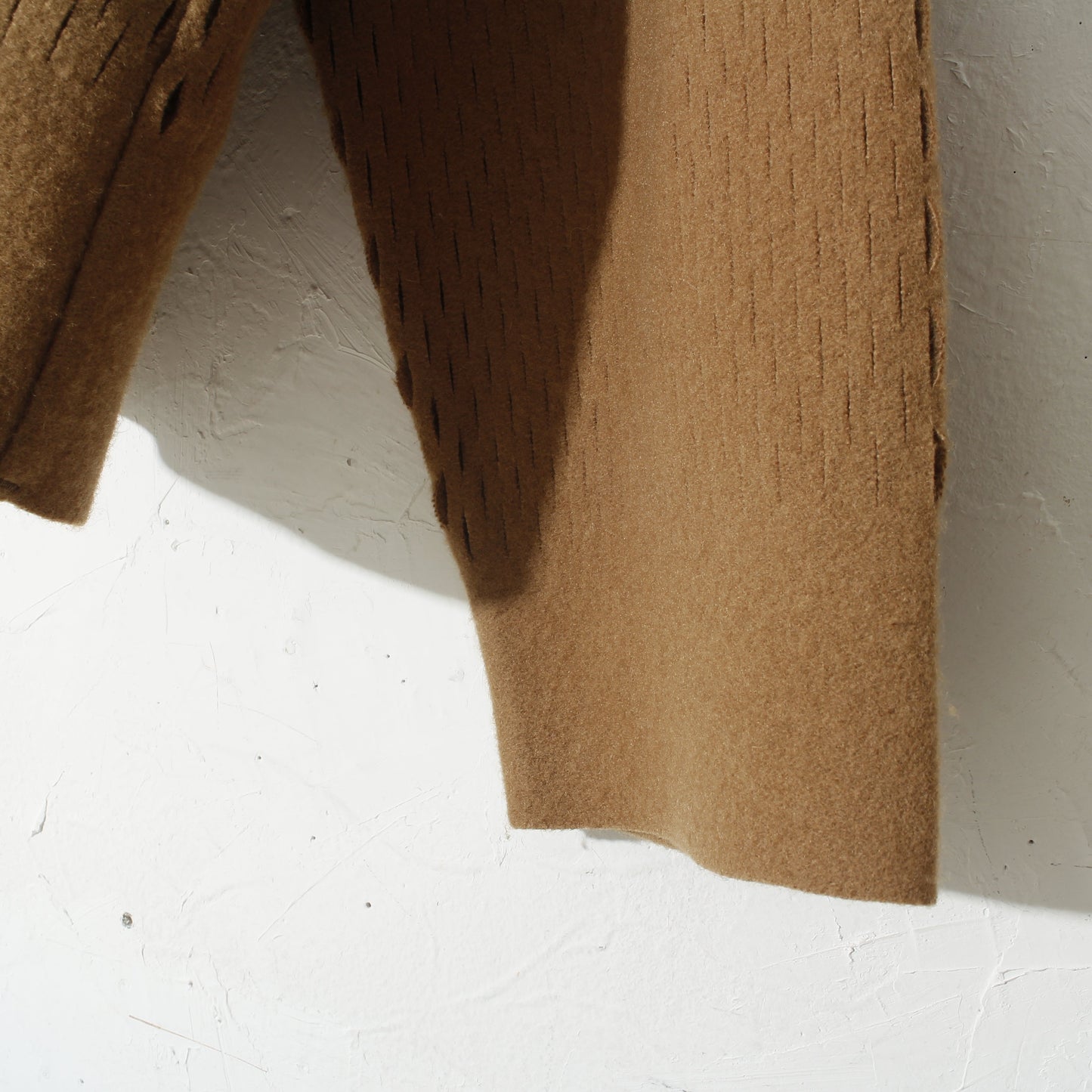 slited melton sweater / camel