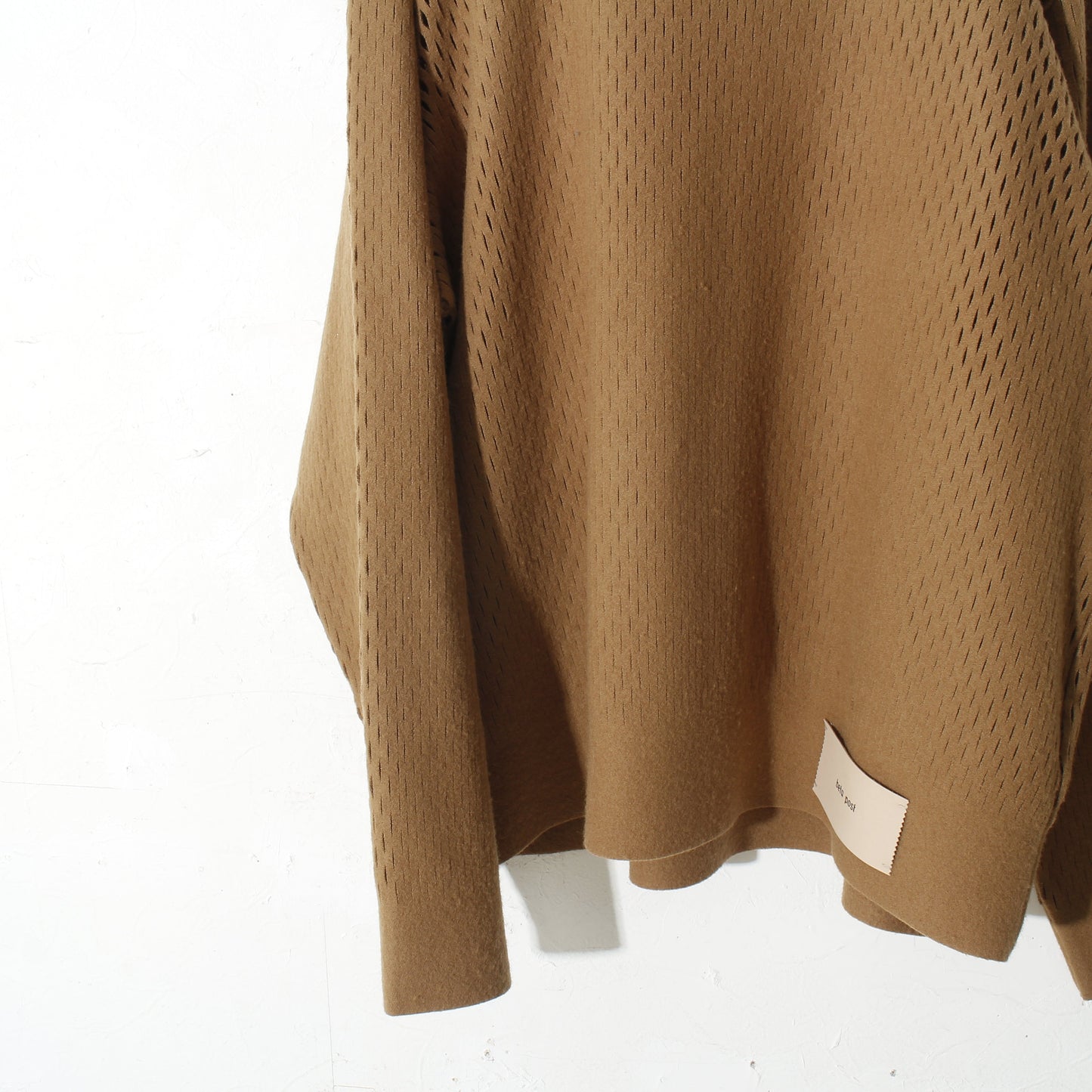 slited melton sweater / camel