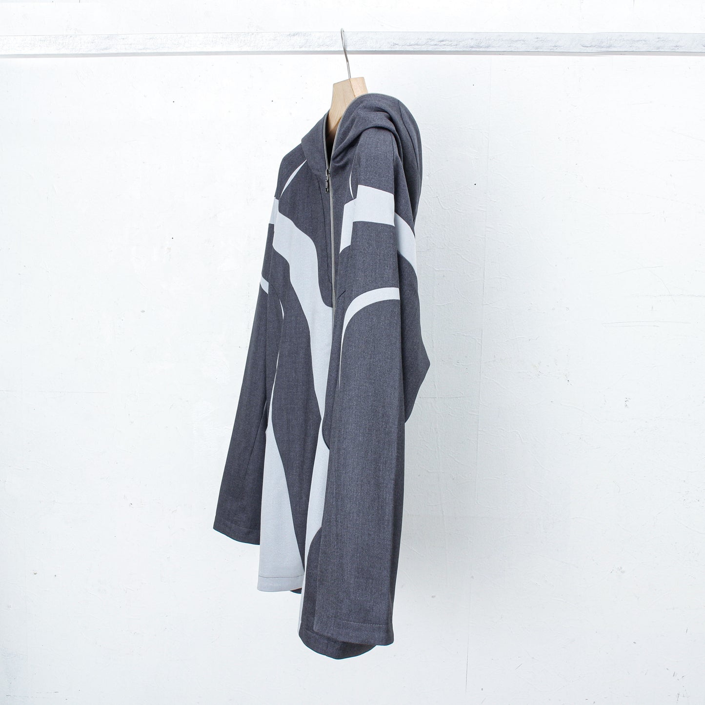 calm parka / shadow gray