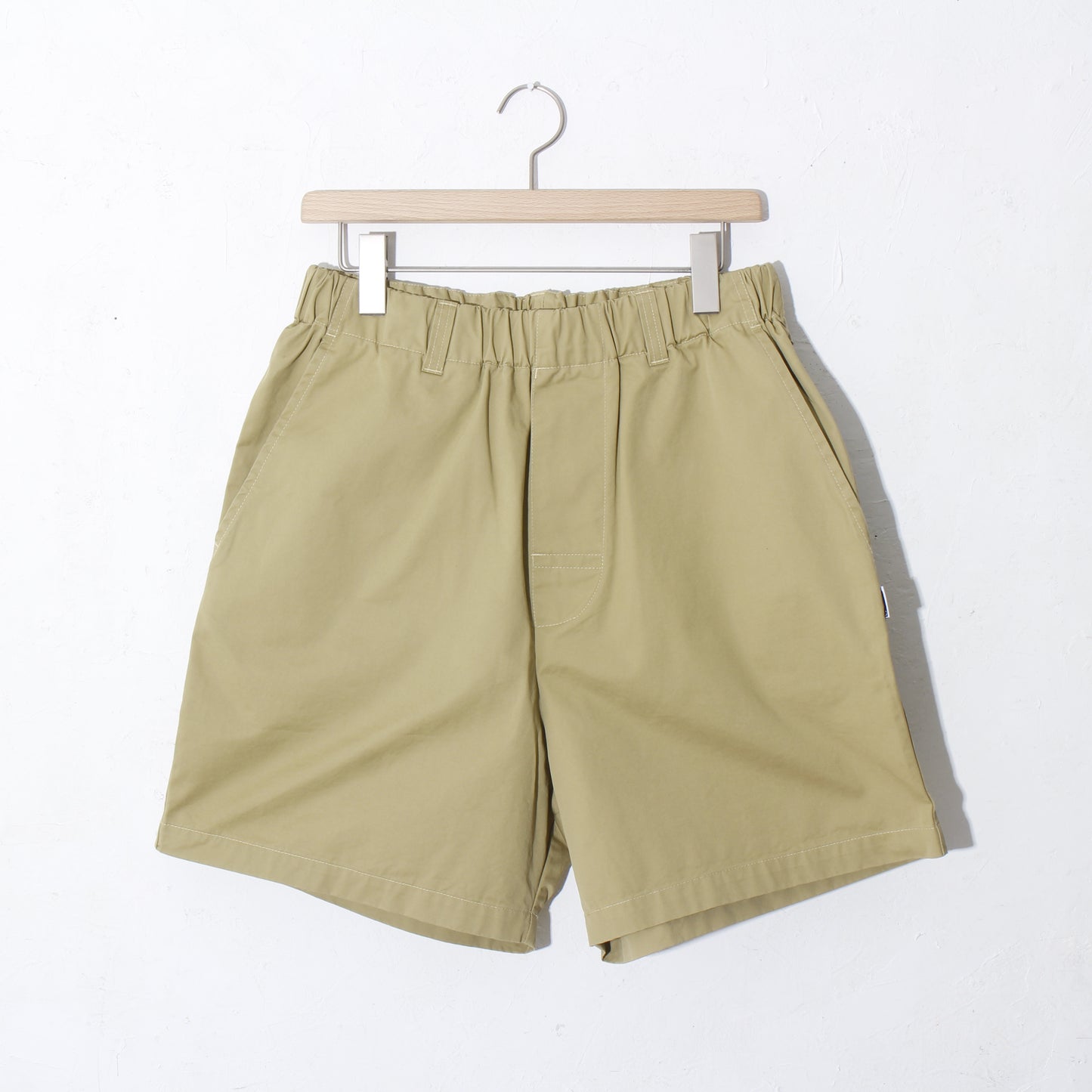 HAMBLETON SHORTS / beige