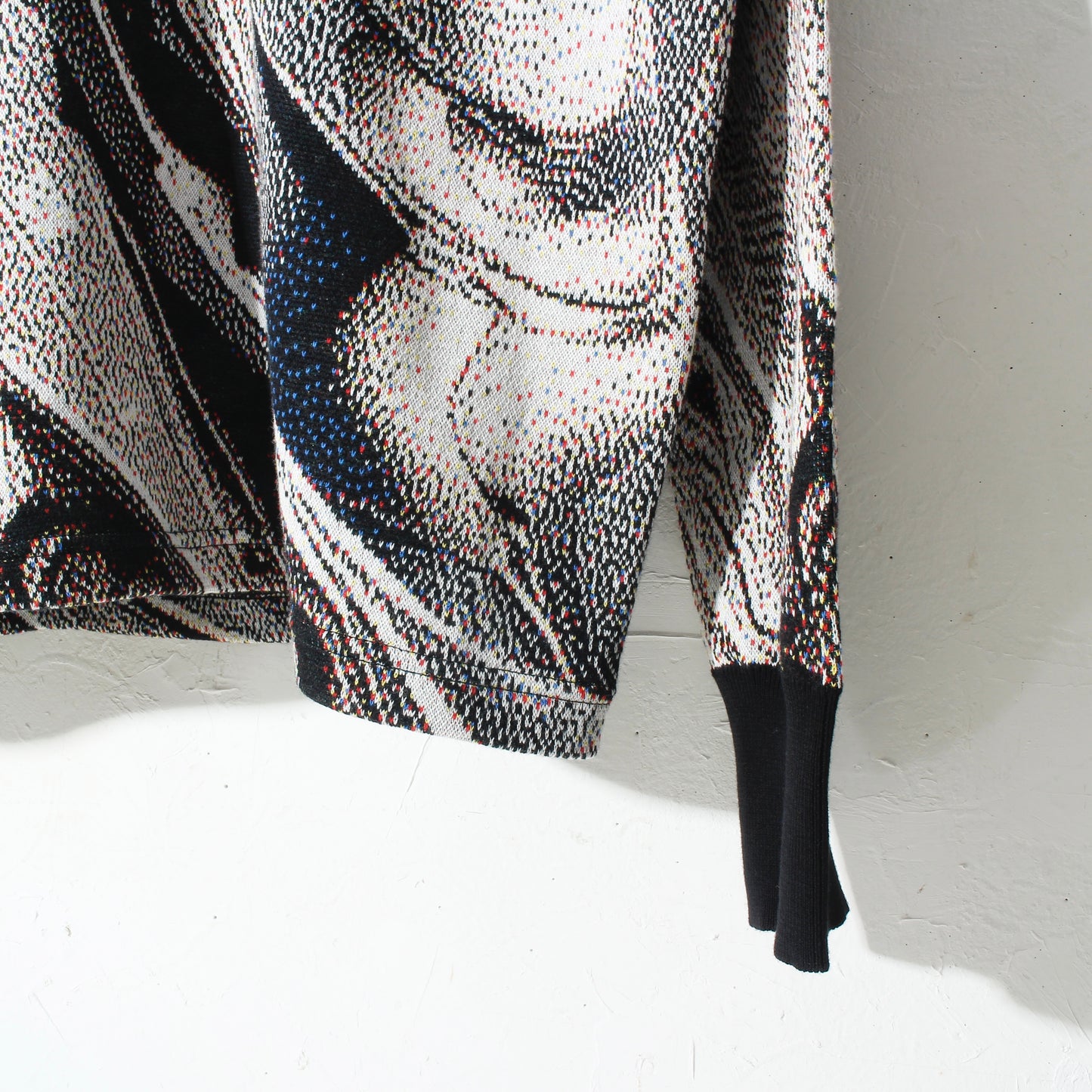 weld_knit_sweater / silver