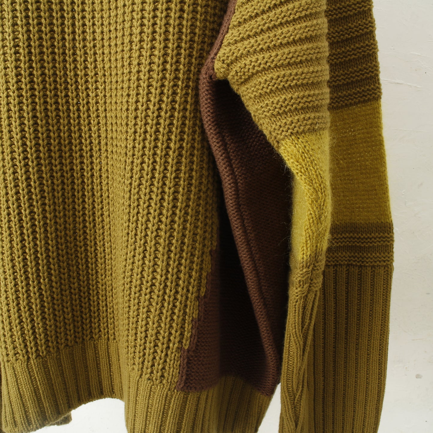 SOV_Knit_Sweater / yellow