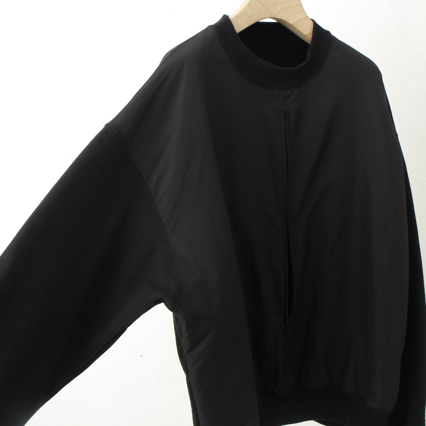 ABRA SWEAT / black