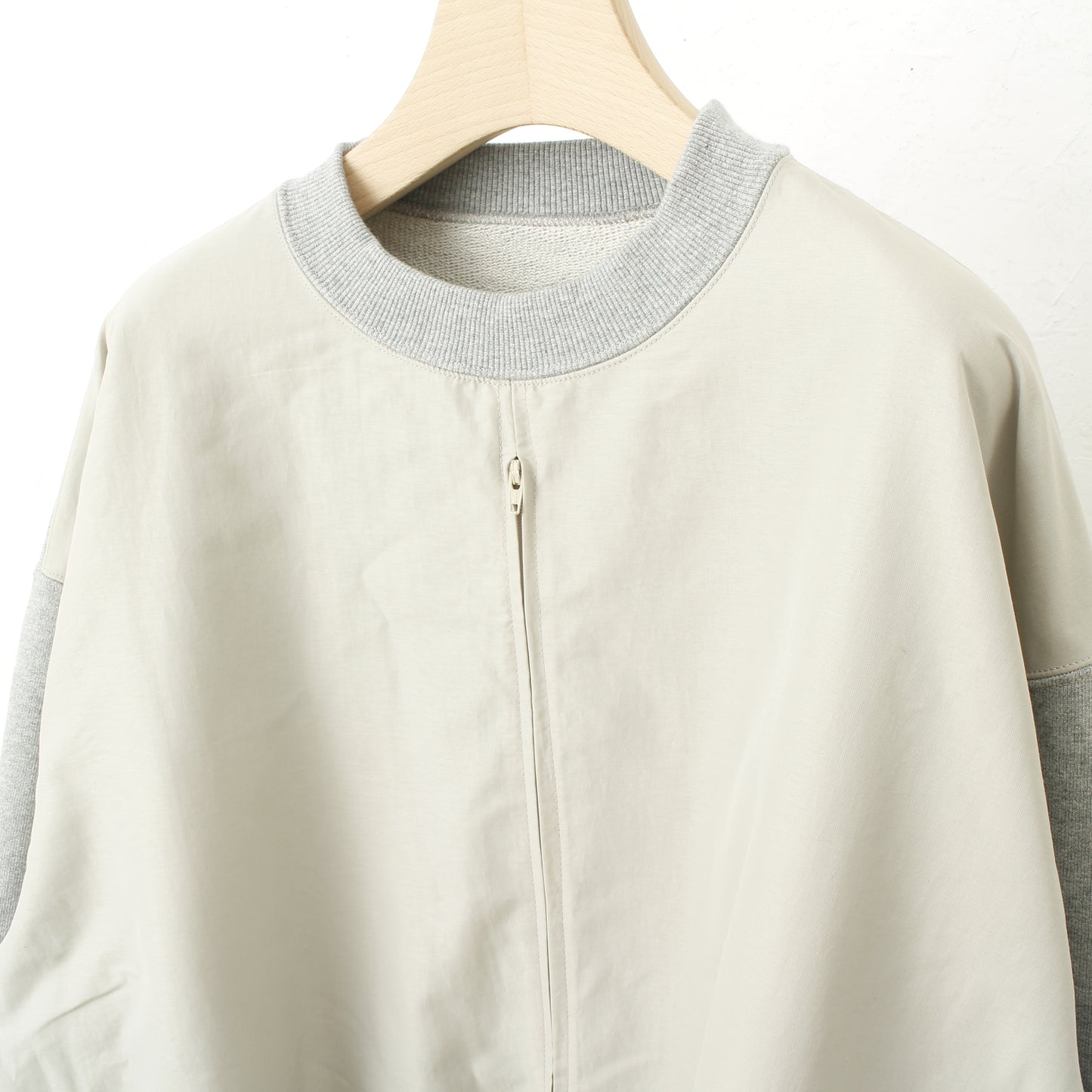 ABRA SWEAT / gray