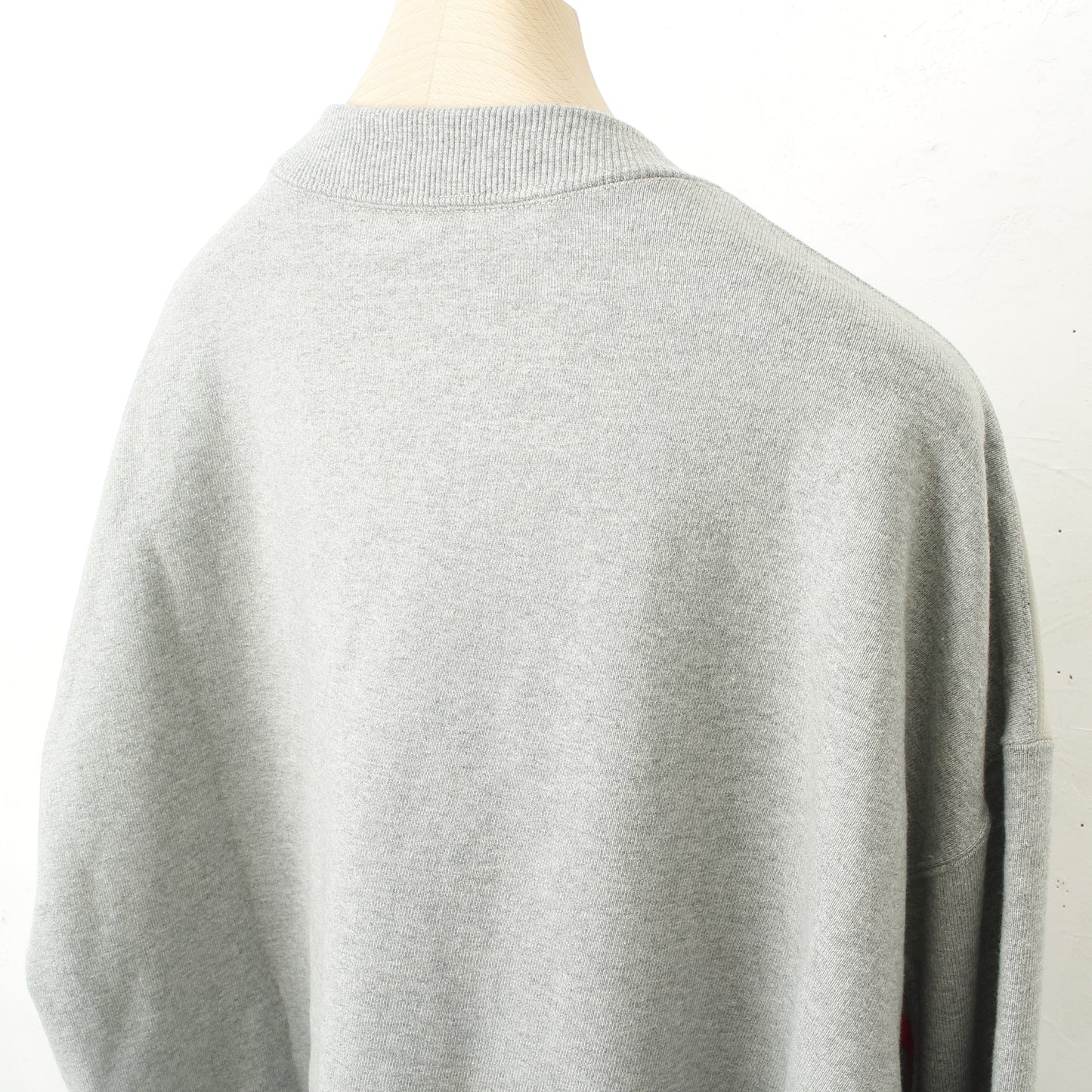 ABRA SWEAT / gray