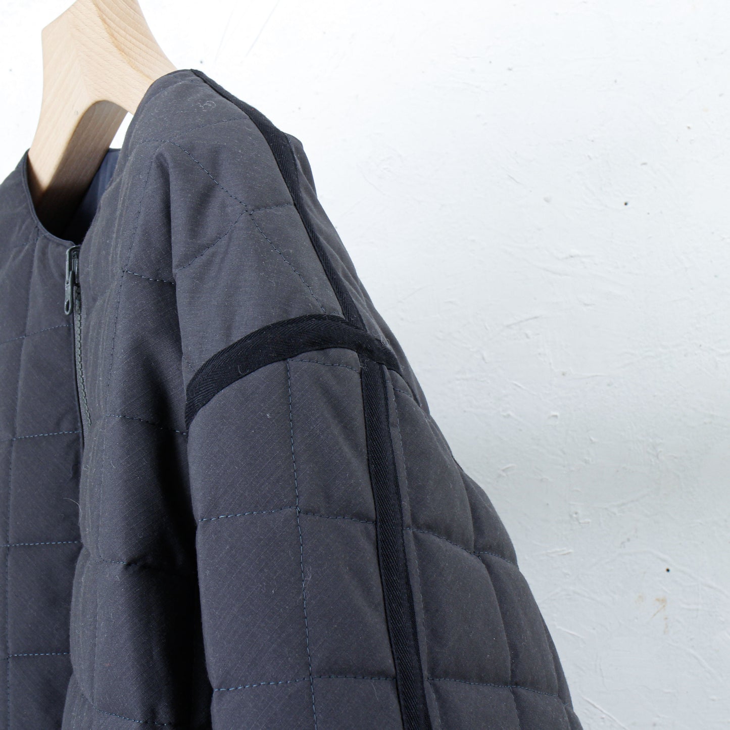 HIDESIGN / Security Reversible Jacket for Device