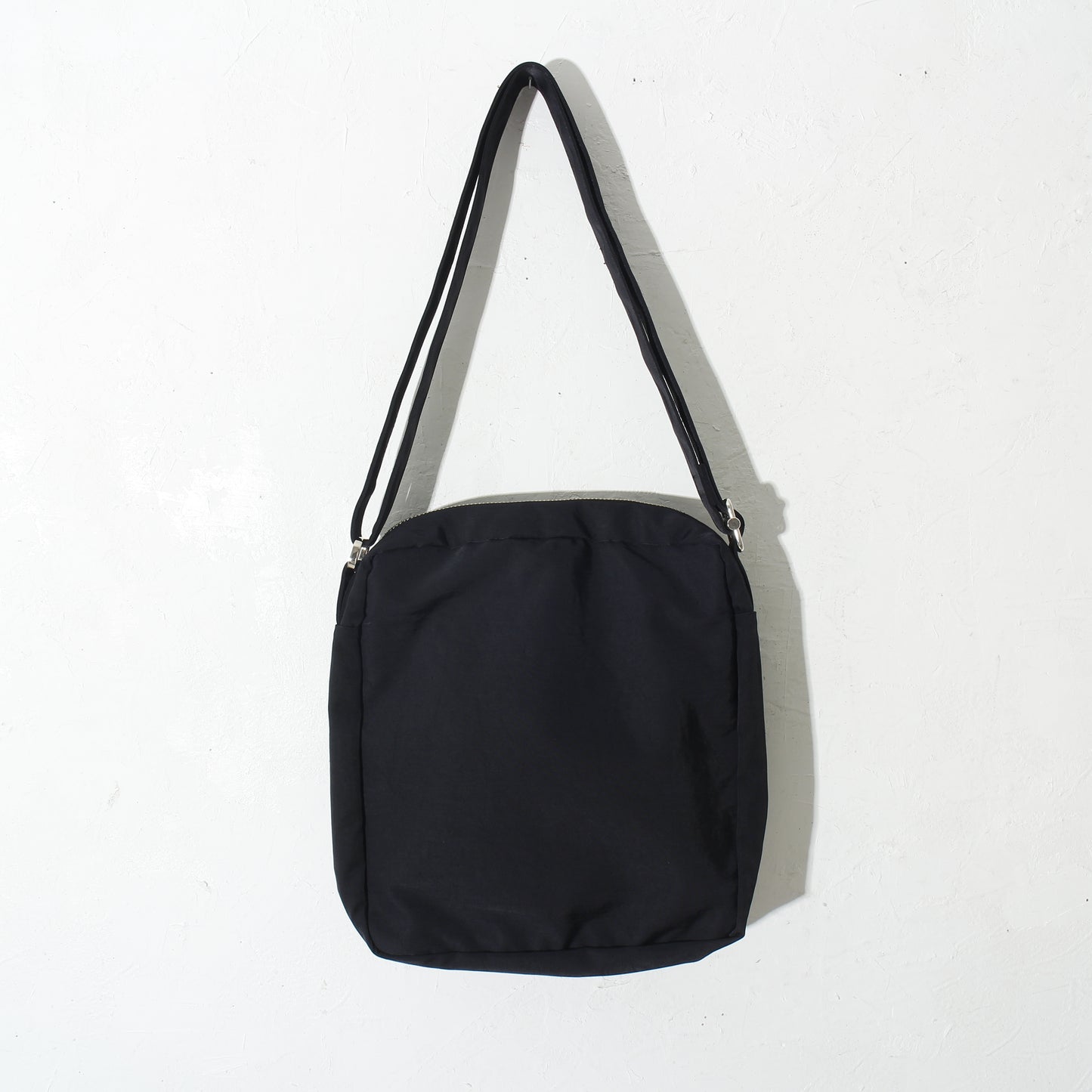 PING-PONG SHOULDER BAG /black