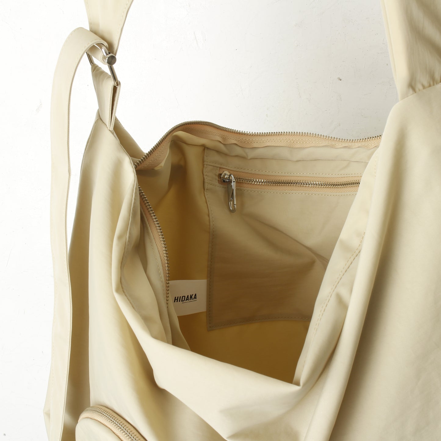 PING-PONG MESSENGER BAG / beige