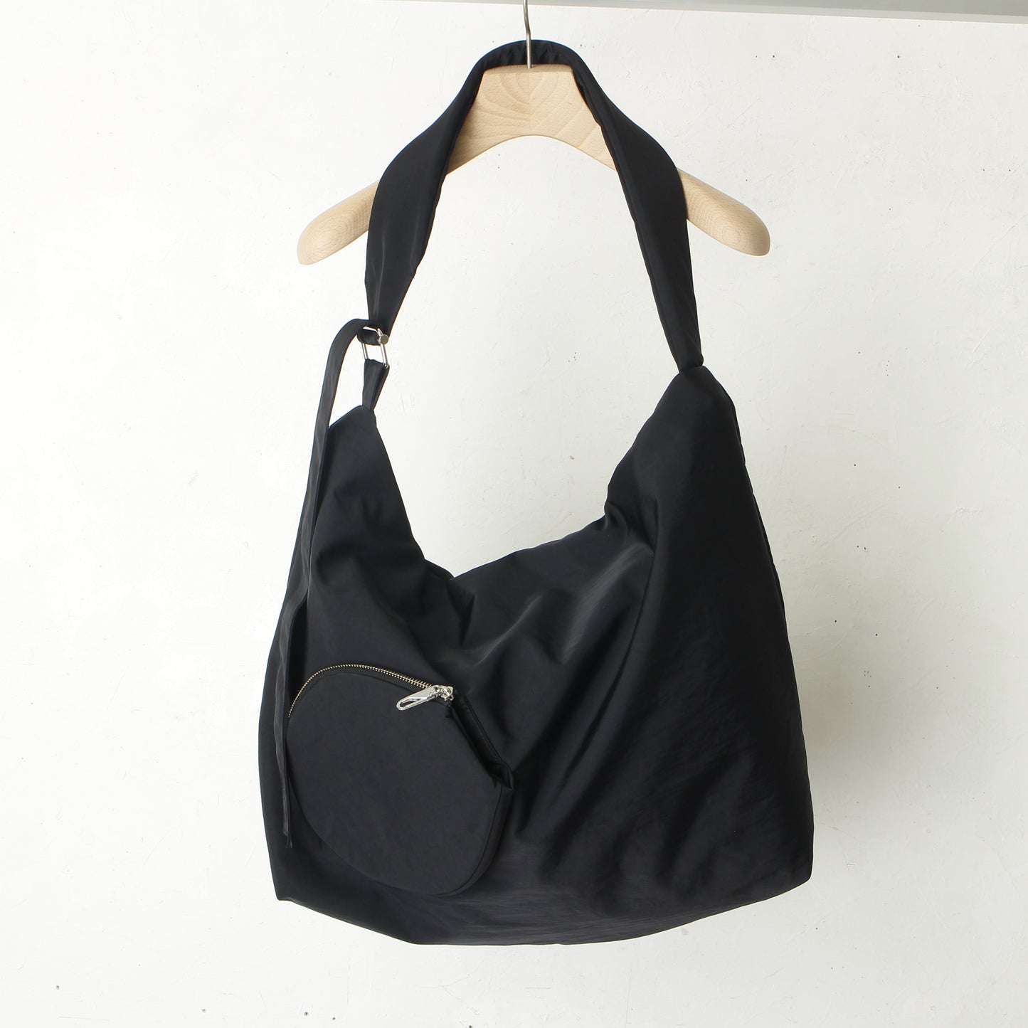 PING-PONG MESSENGER BAG / black