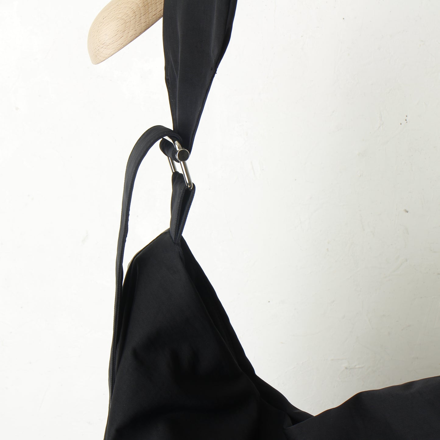 PING-PONG MESSENGER BAG / black