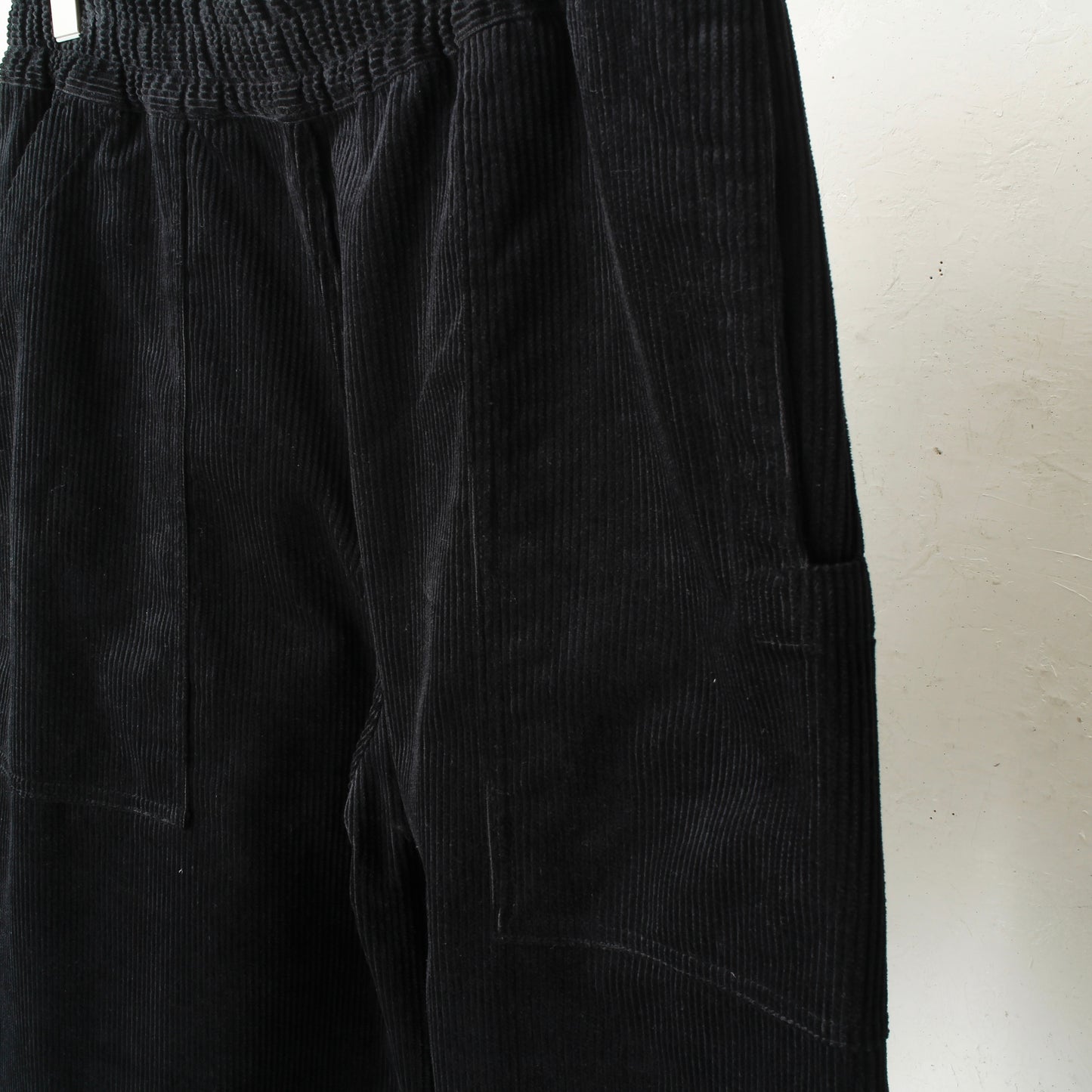 LOUNGE PANTS CORD / black