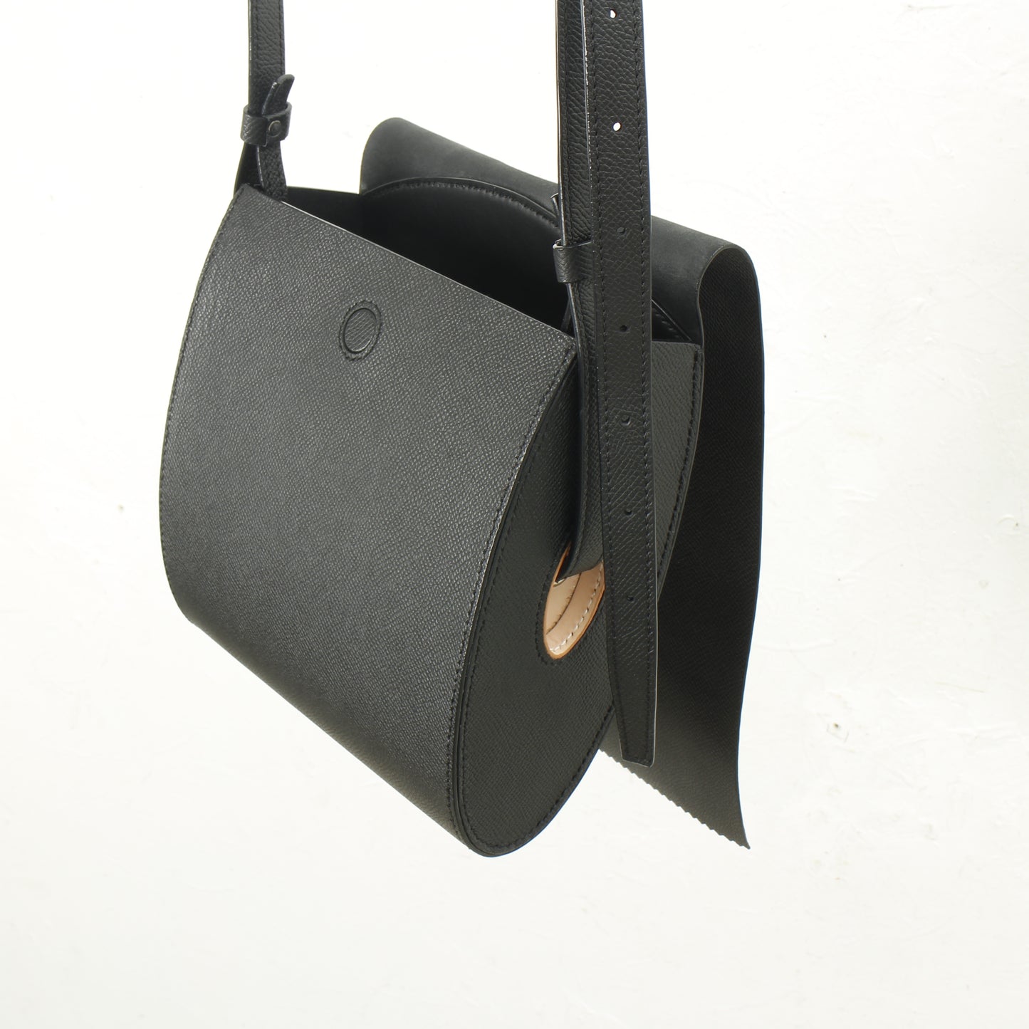 roll paper bag / black