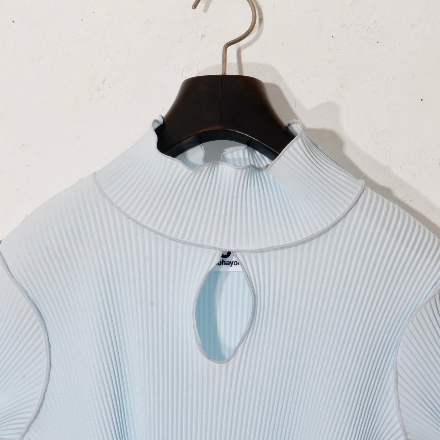 to do kotohayokozawa /High neck tiny top / LT.blue