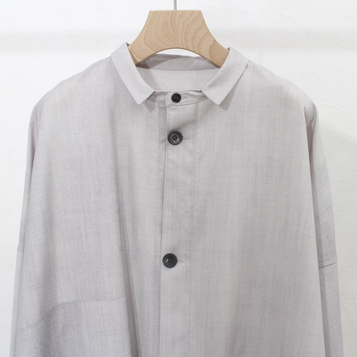 Uneven Dyed Pasted Cloth Shirt Coat / gray-white
