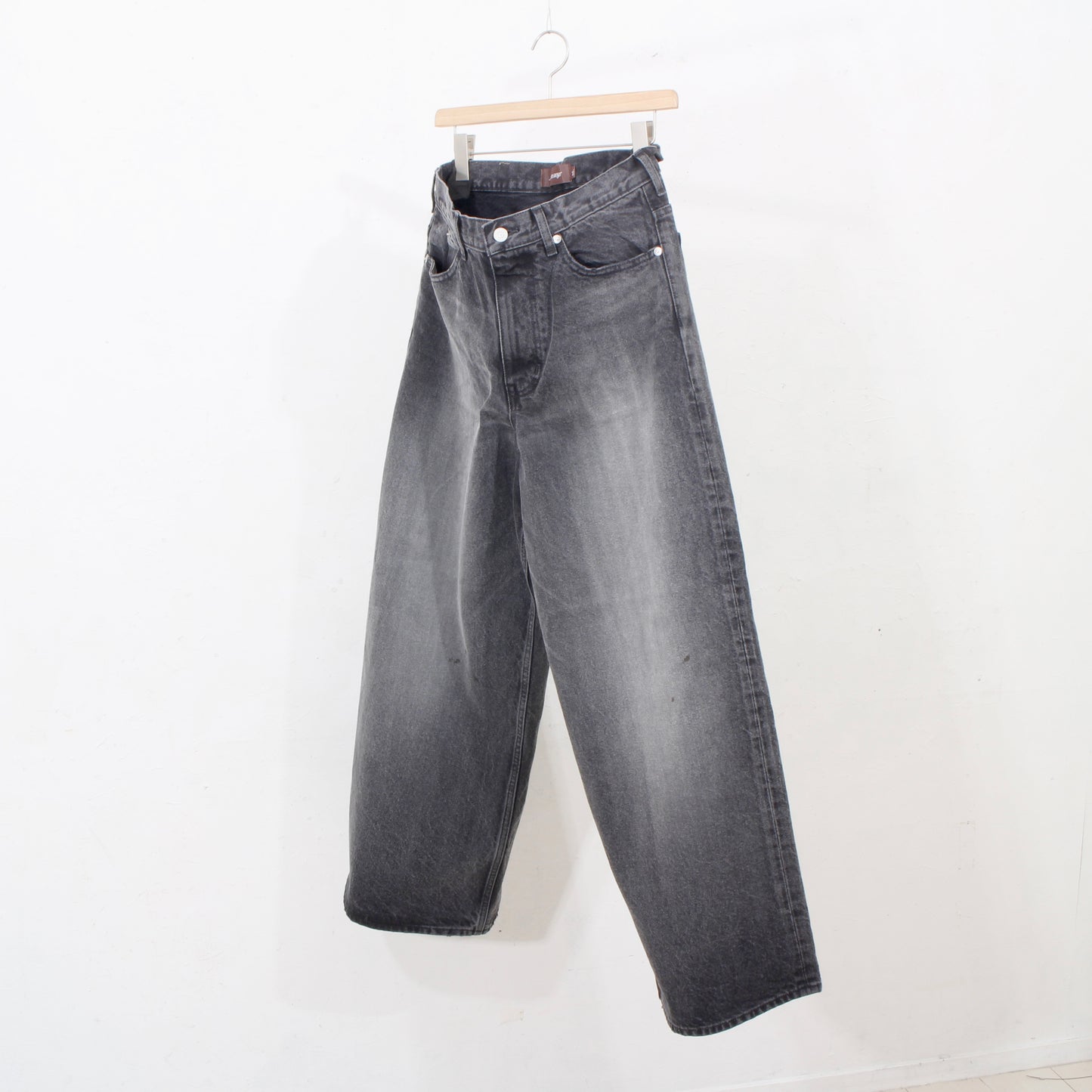 MB BAGGY JEANS USED / black