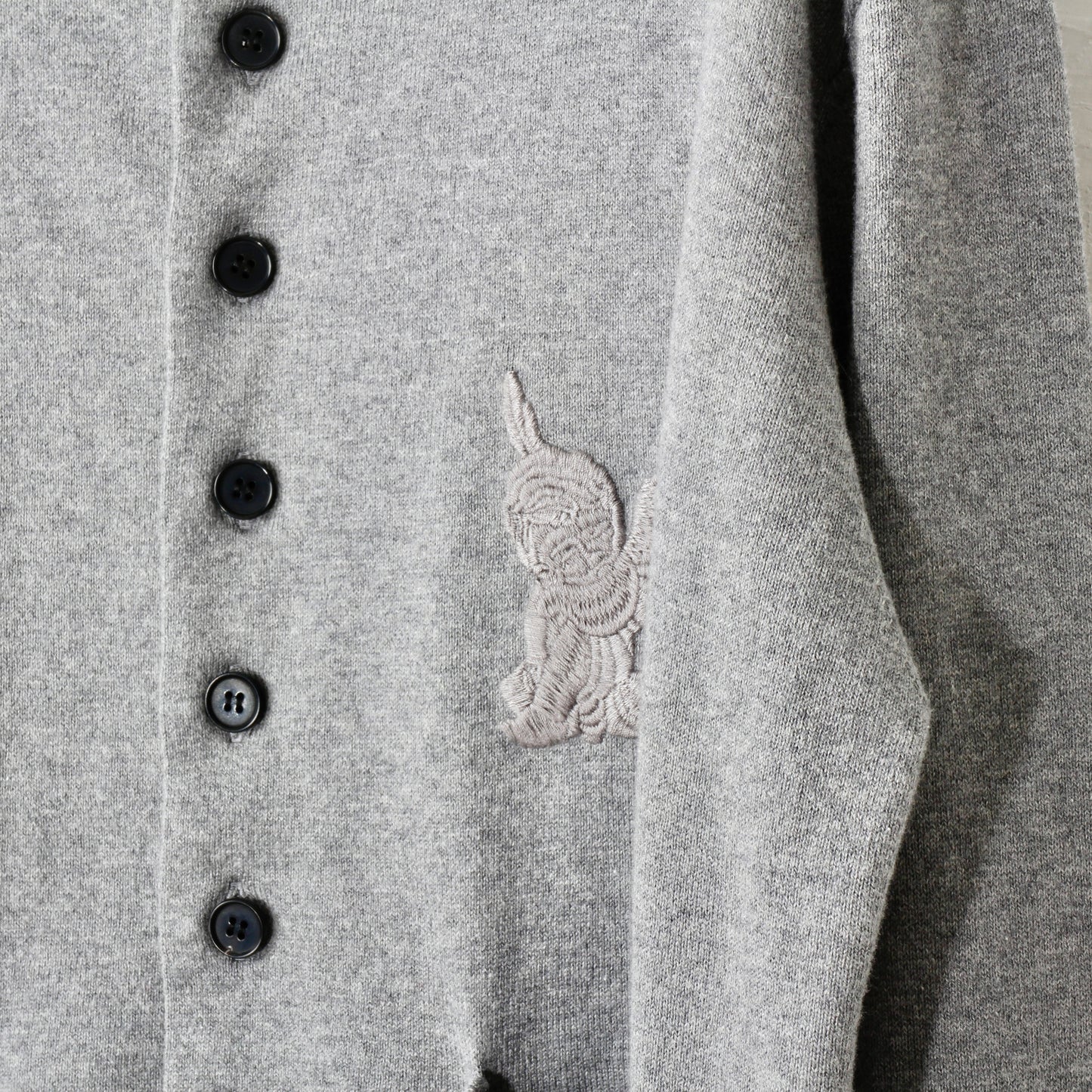 10 BUTTONS CARDIGAN /grey