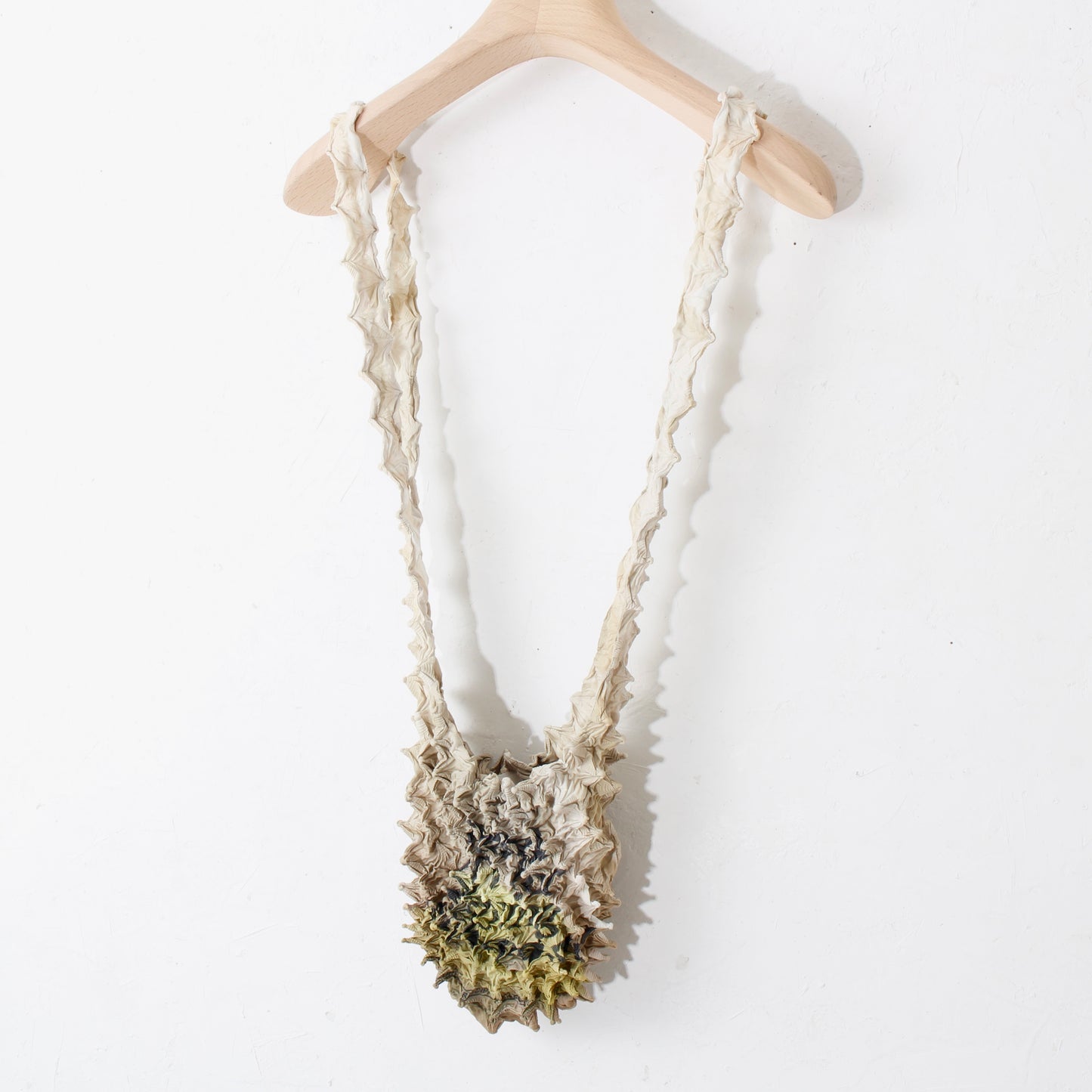 SPIKY NEWTON BAG / beige