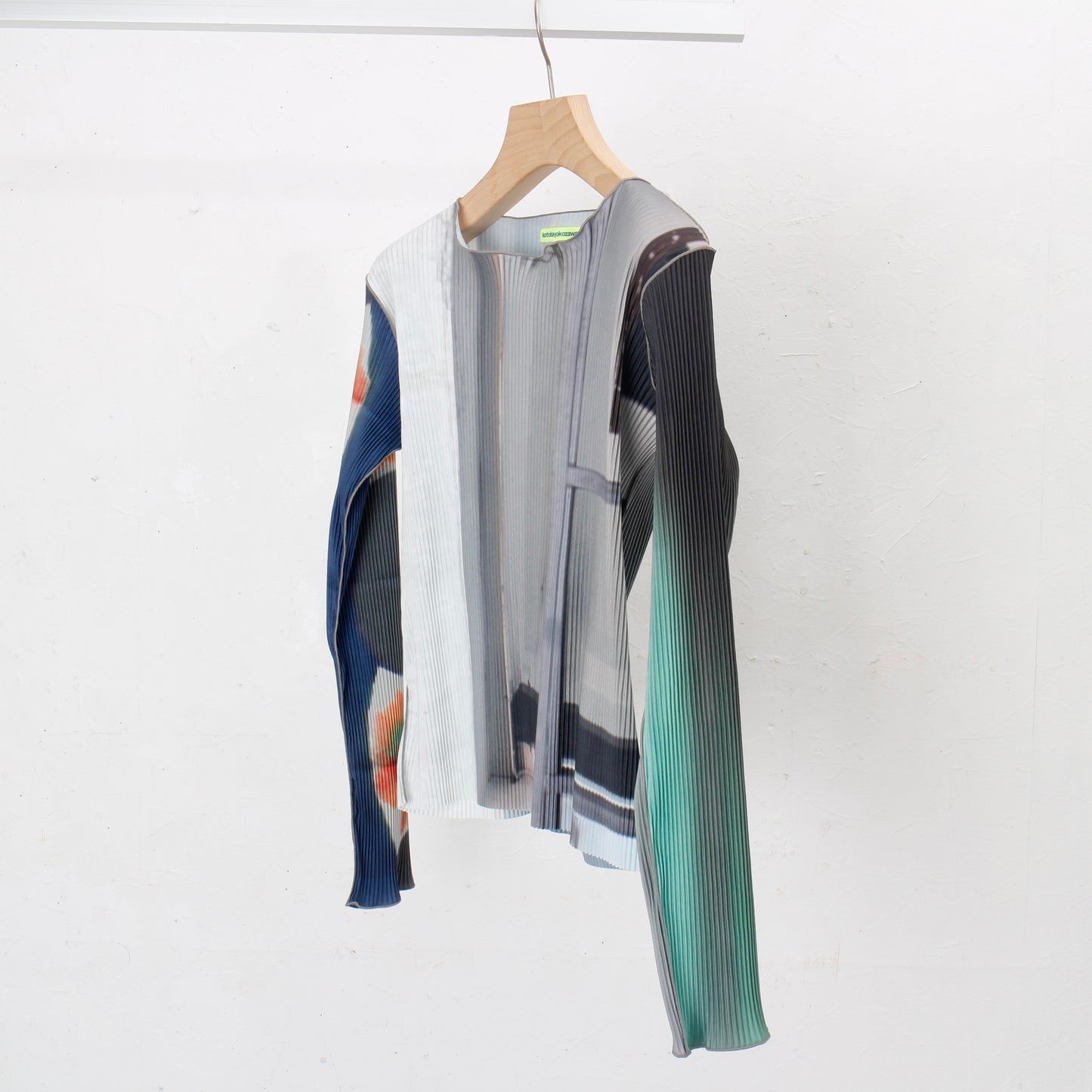 to do kotohayokozawa /Graphic Top /green