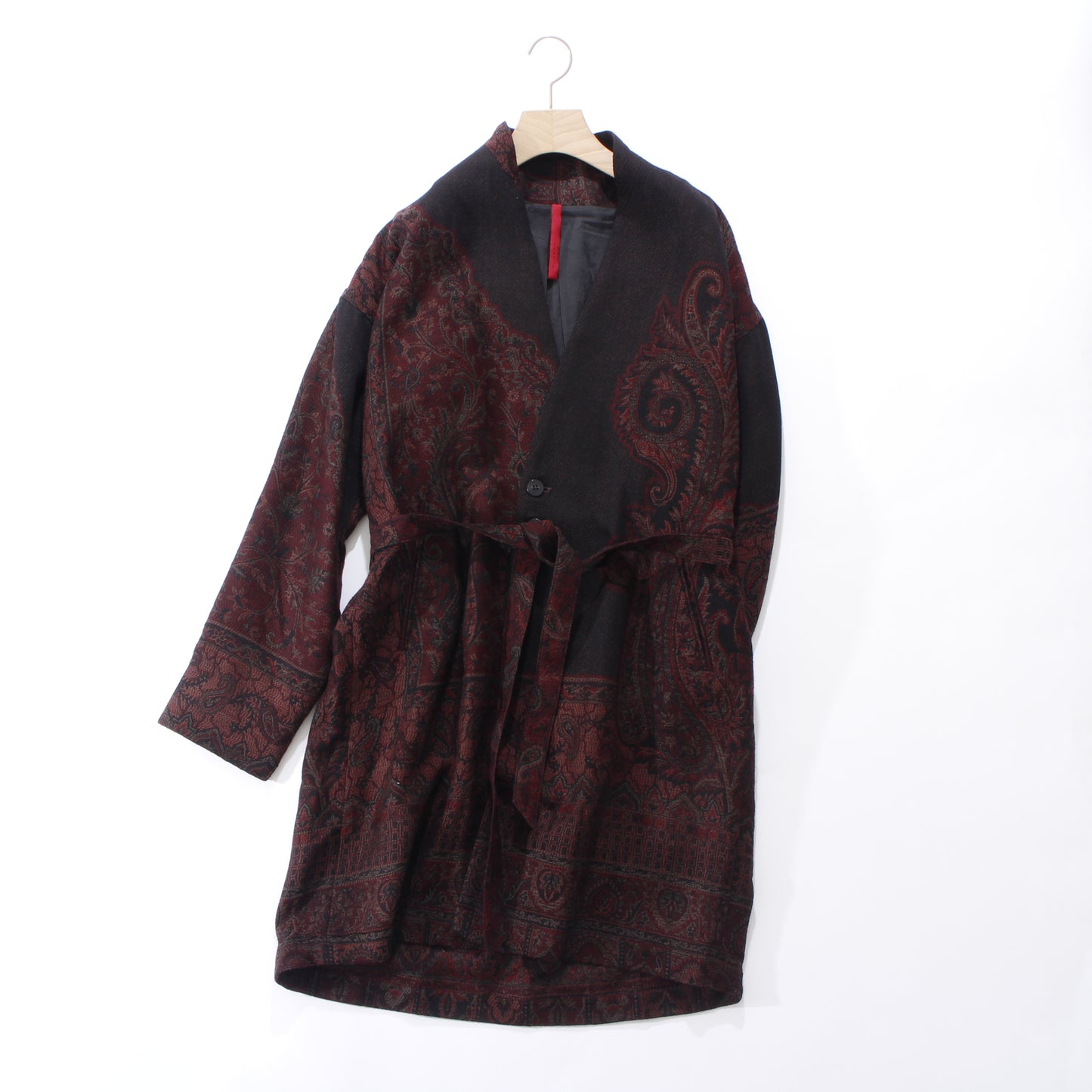 tibetan paisley jacquard gown coat / red