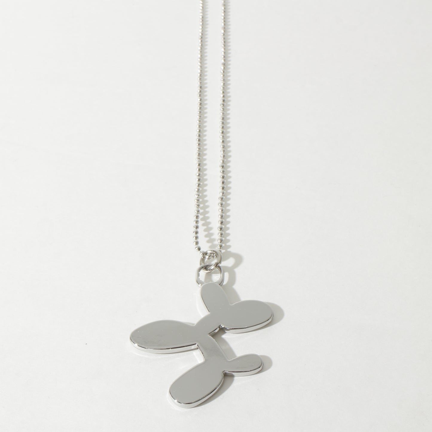 BALLOON DOG NECKLACE