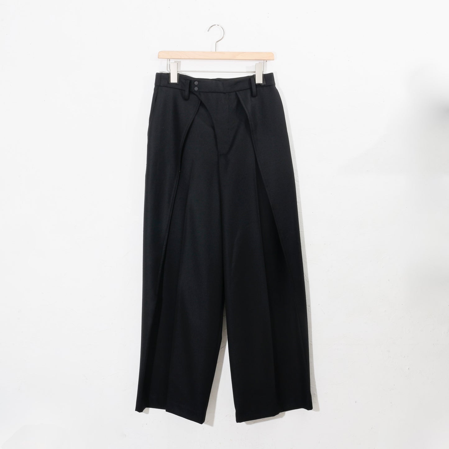 Dub Tailored Trousers / black