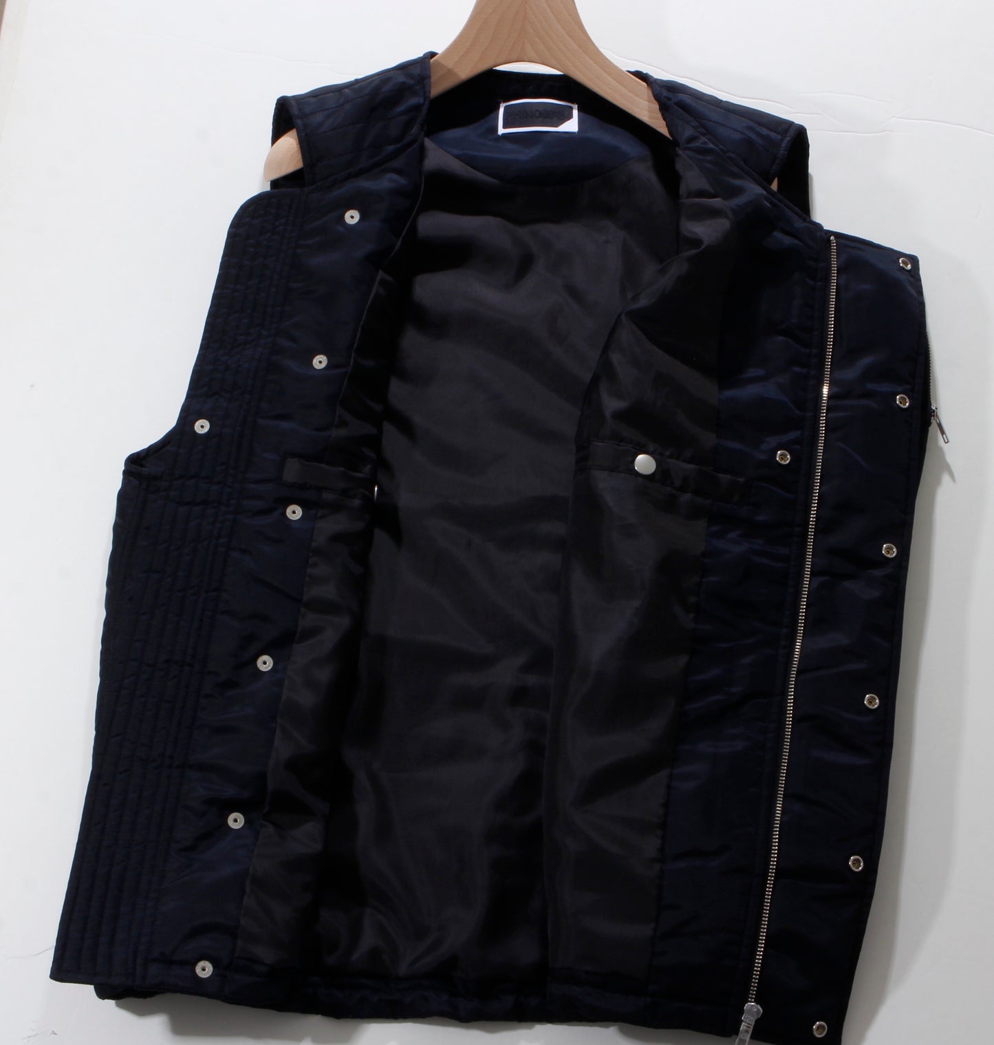 ELEVATION BOMBER VEST / BLACK