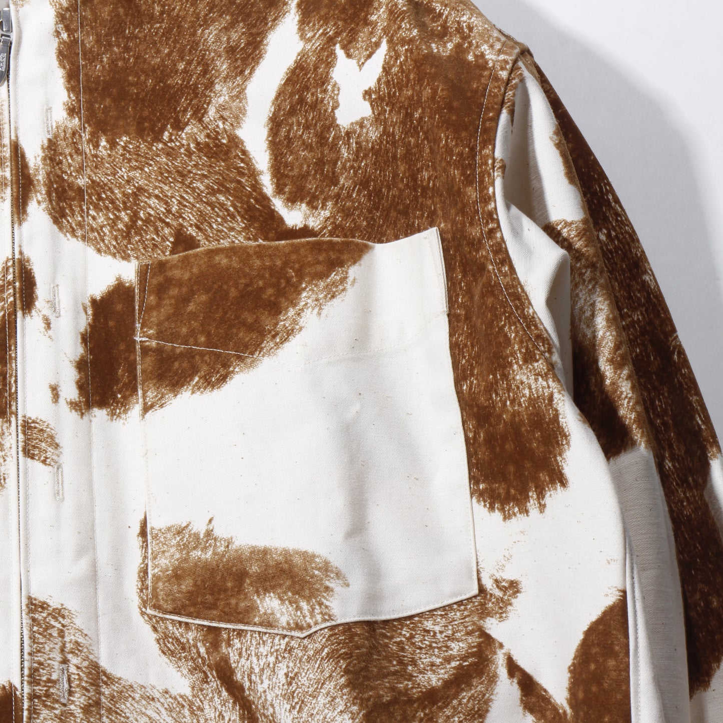 FLOCKY COW ZIP-UP SHIRT / brown