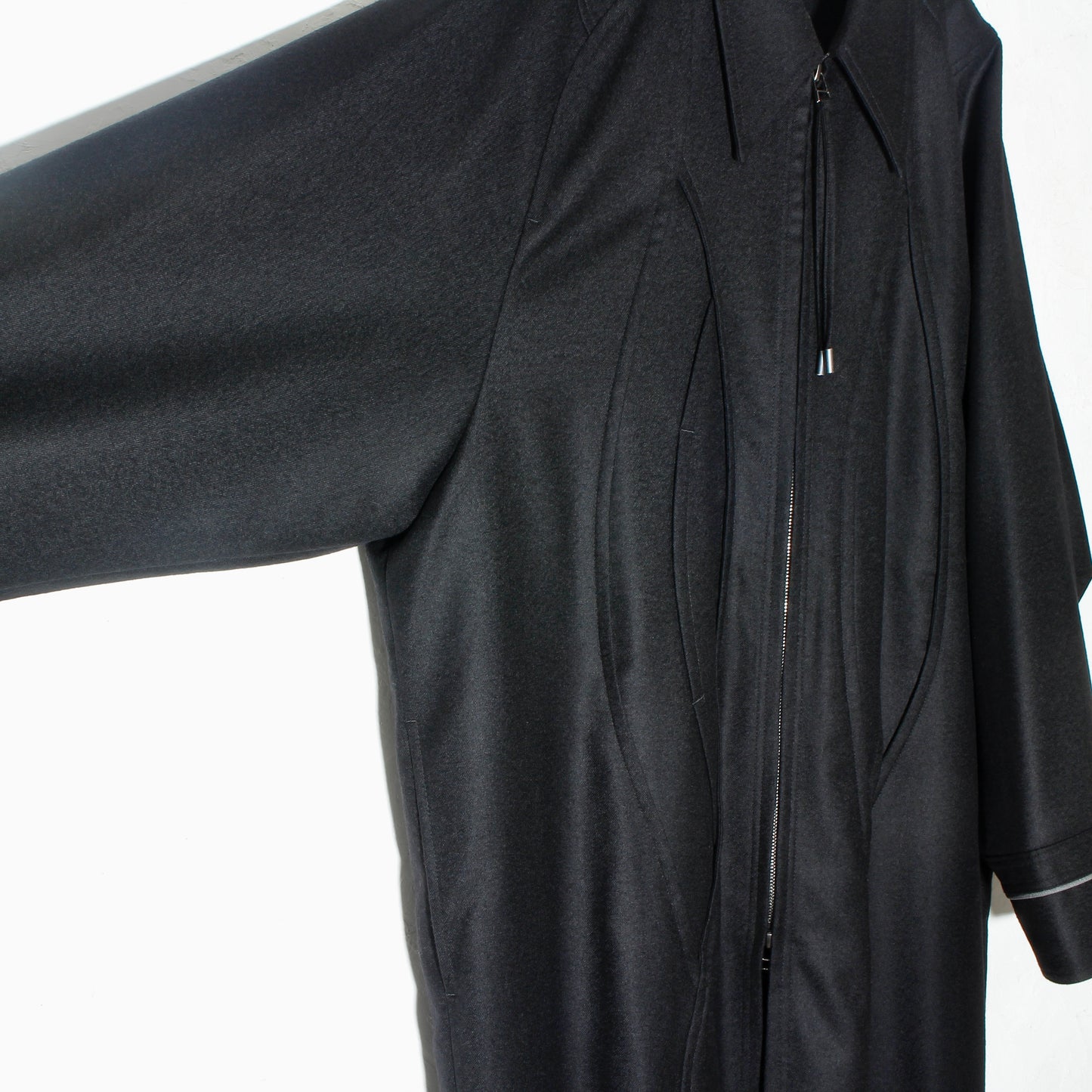 Arc Over Coat / black