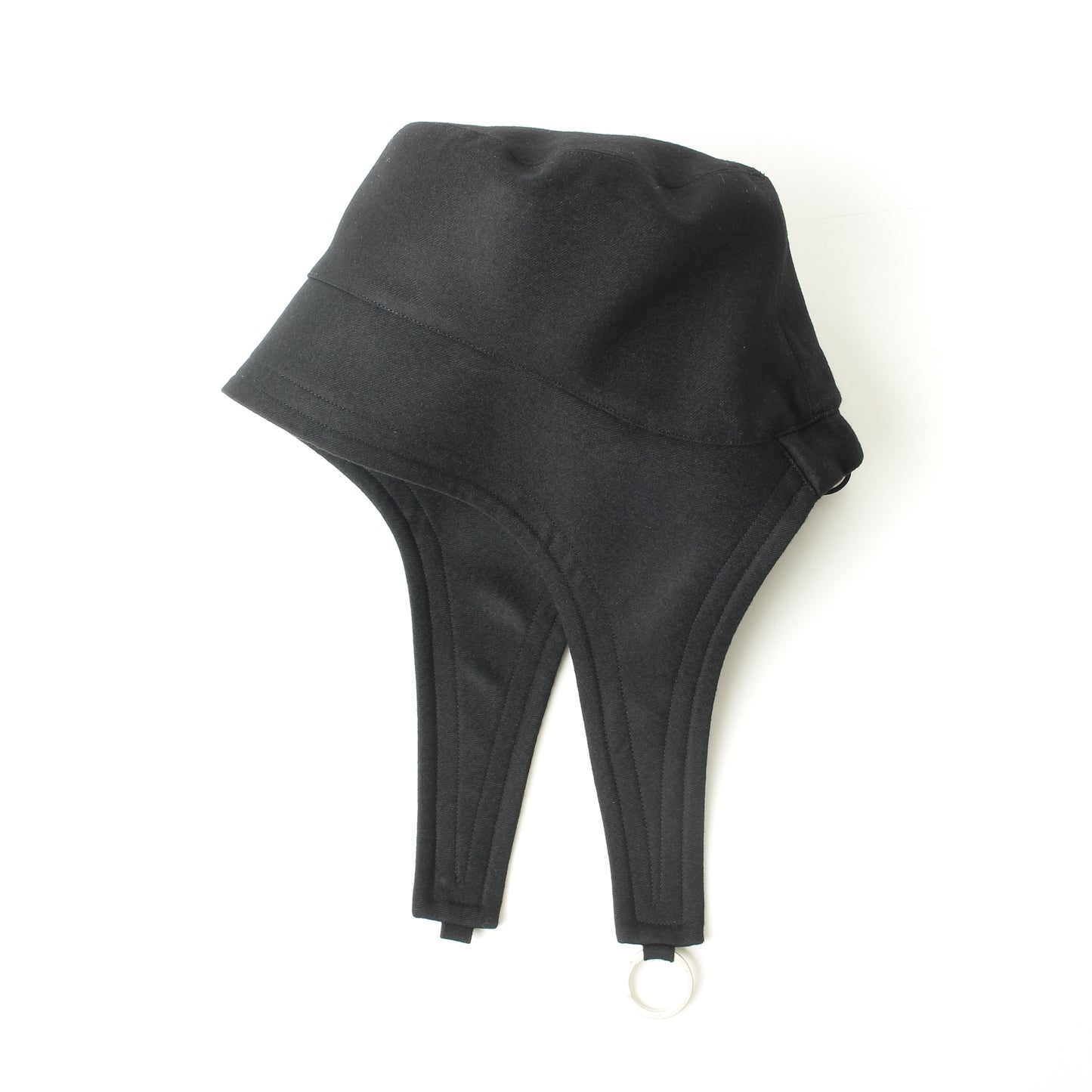Moebius Hat / black