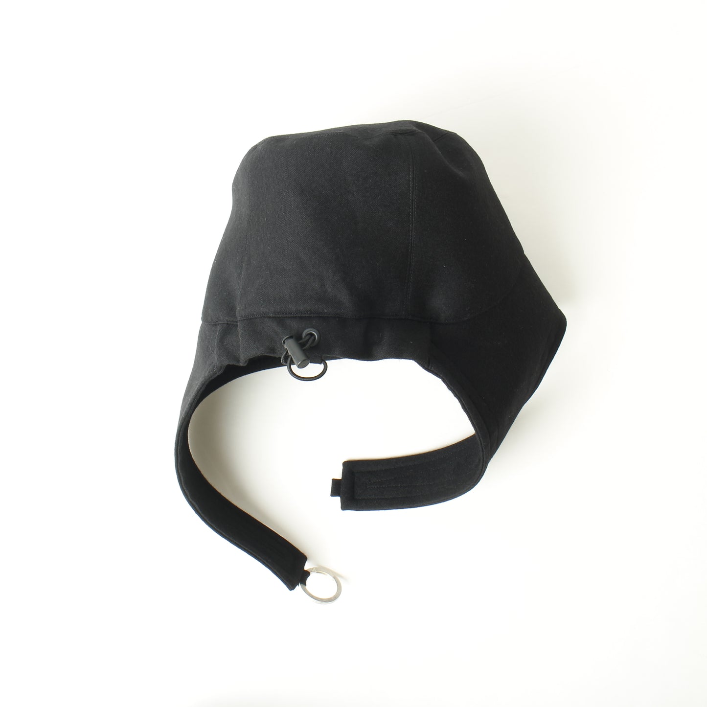 Moebius Hat / black