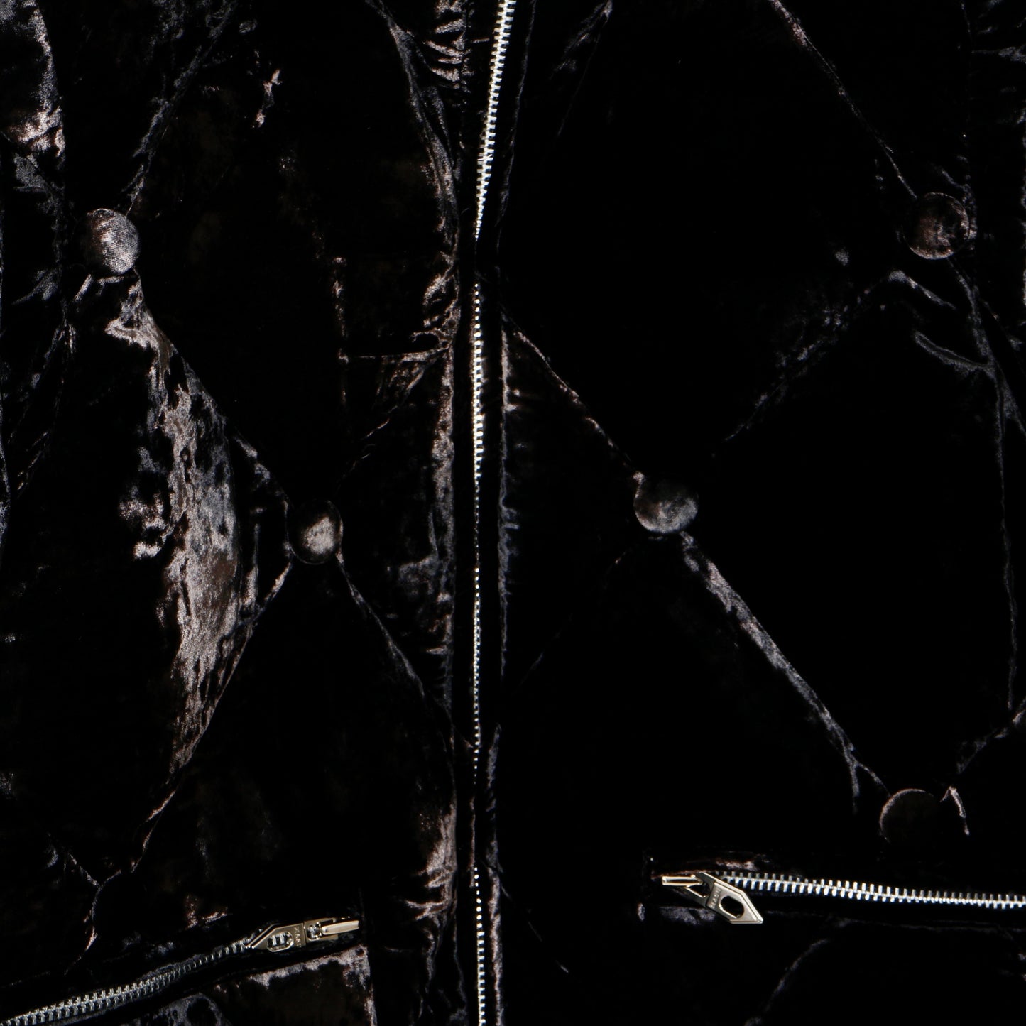 VICTORIAN SOFA DOWN JACKET / black