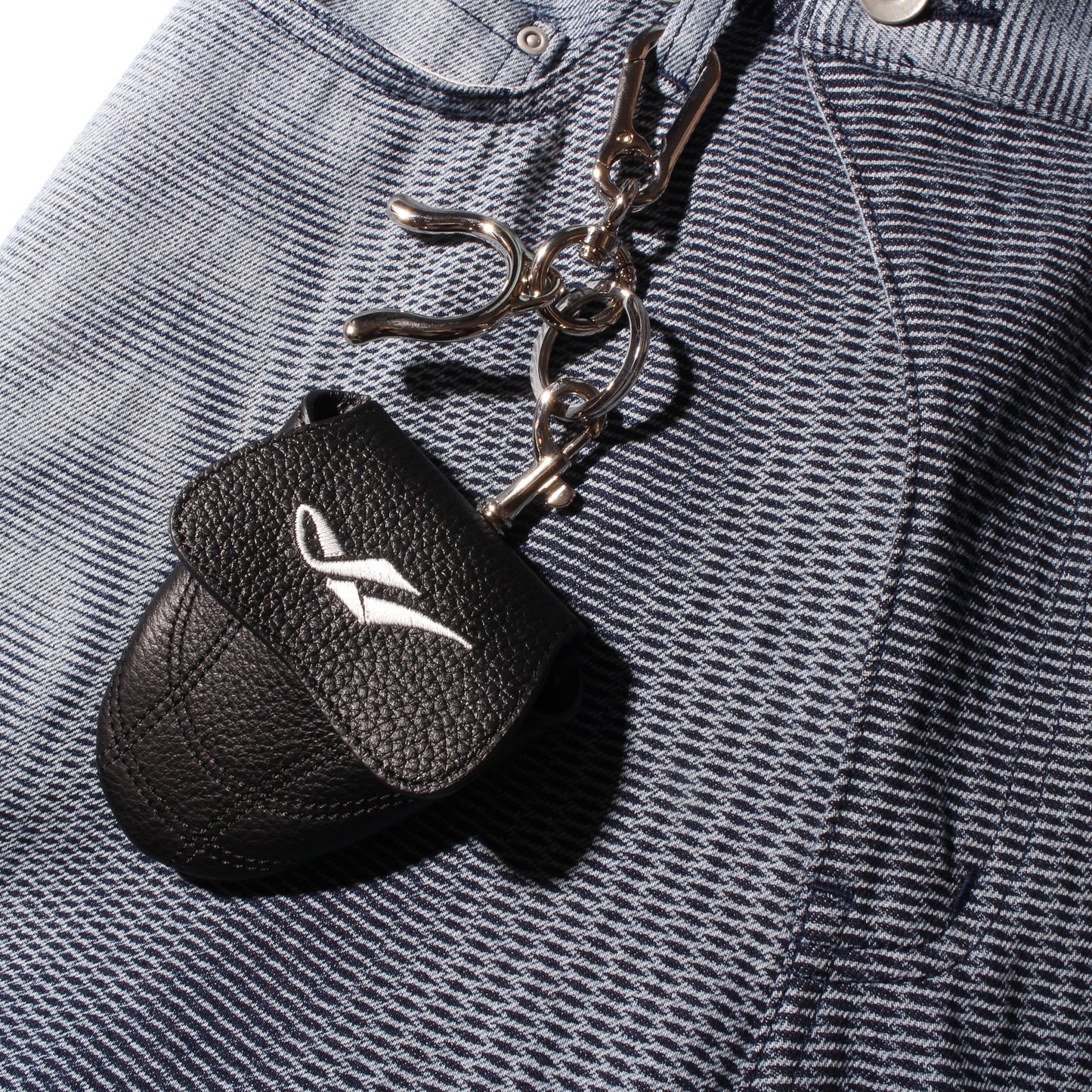 SPIKE PURSE / black/white