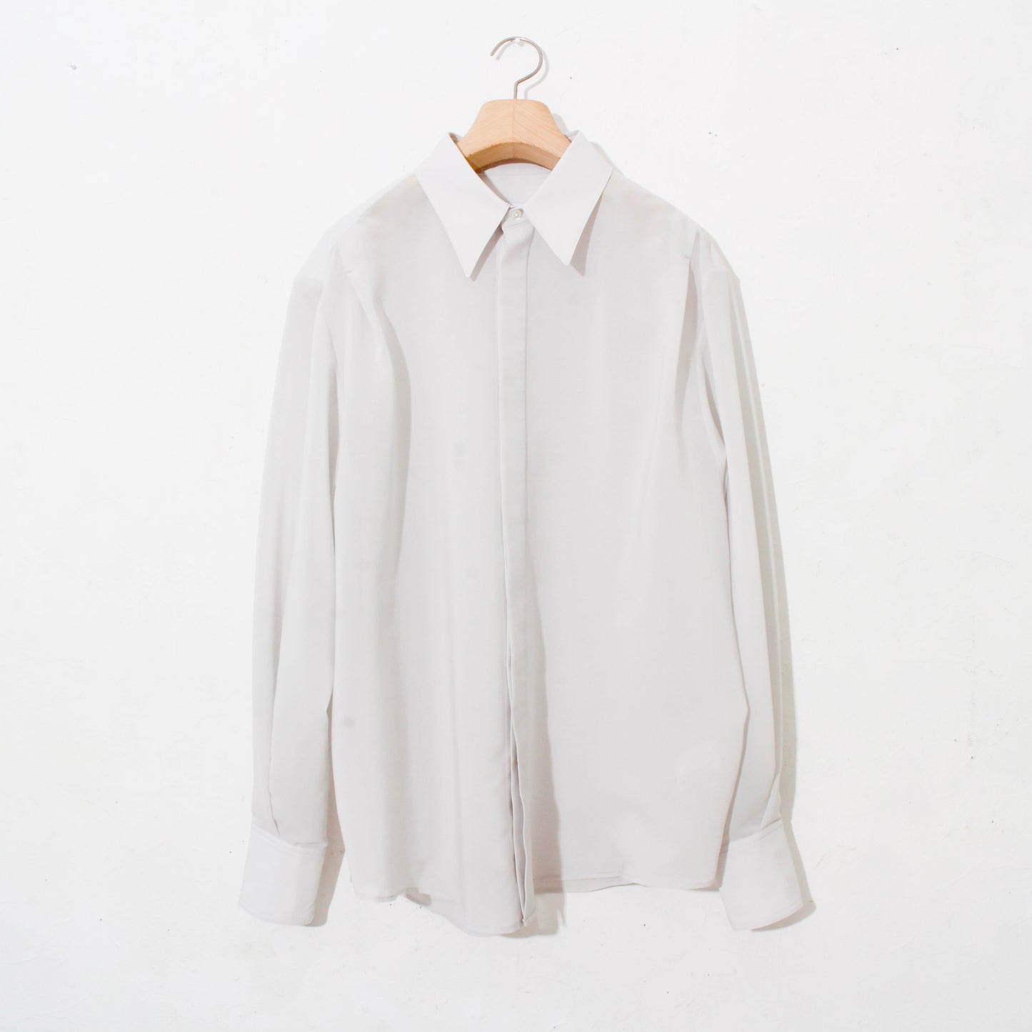 Alpha Shirt / cloudy