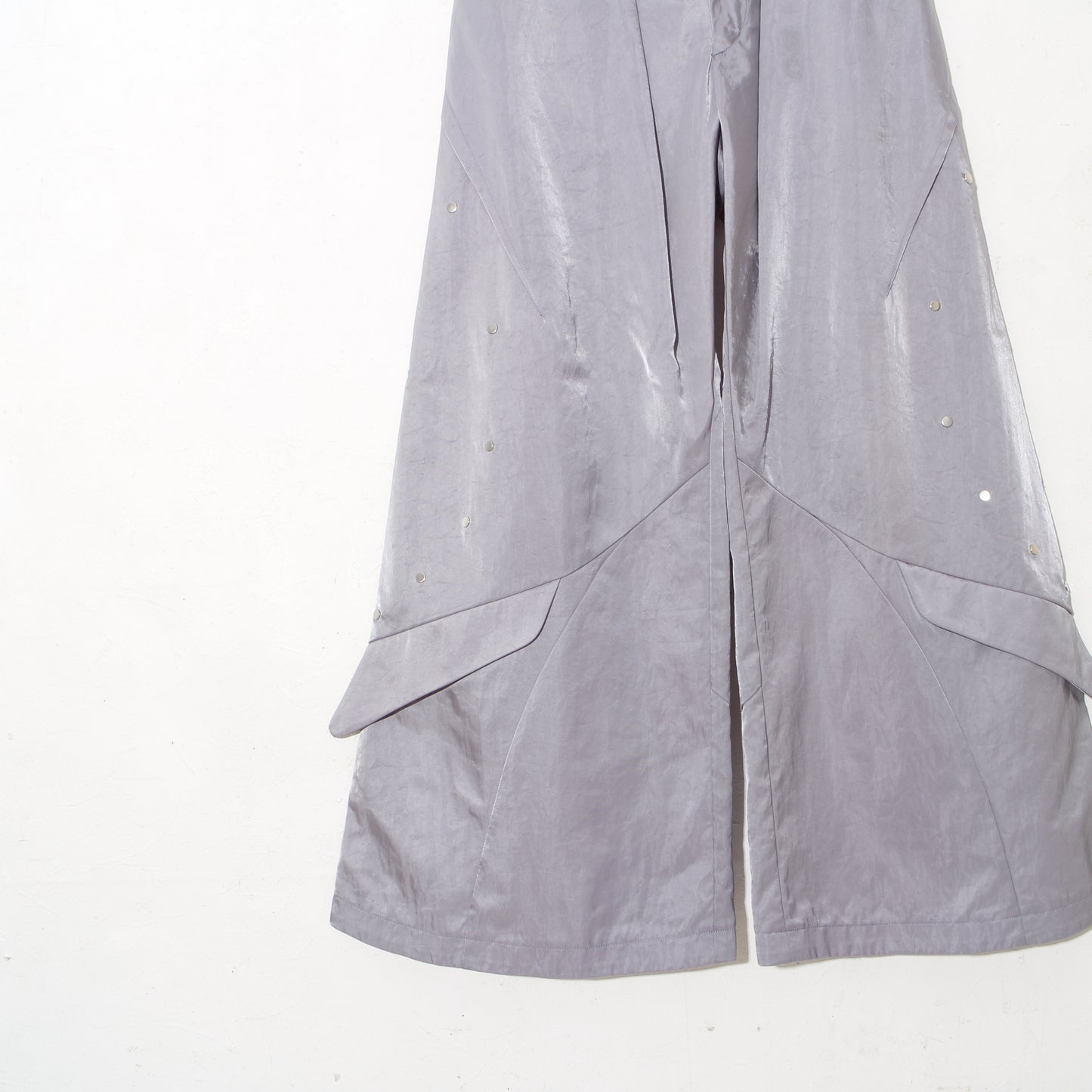 Wing Cargo Trousers / silky gray