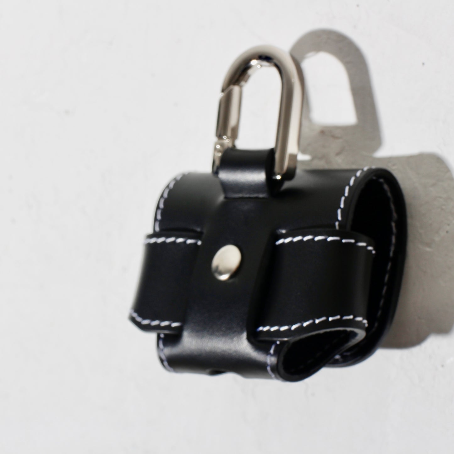 AIRPODS PRO CASE / black