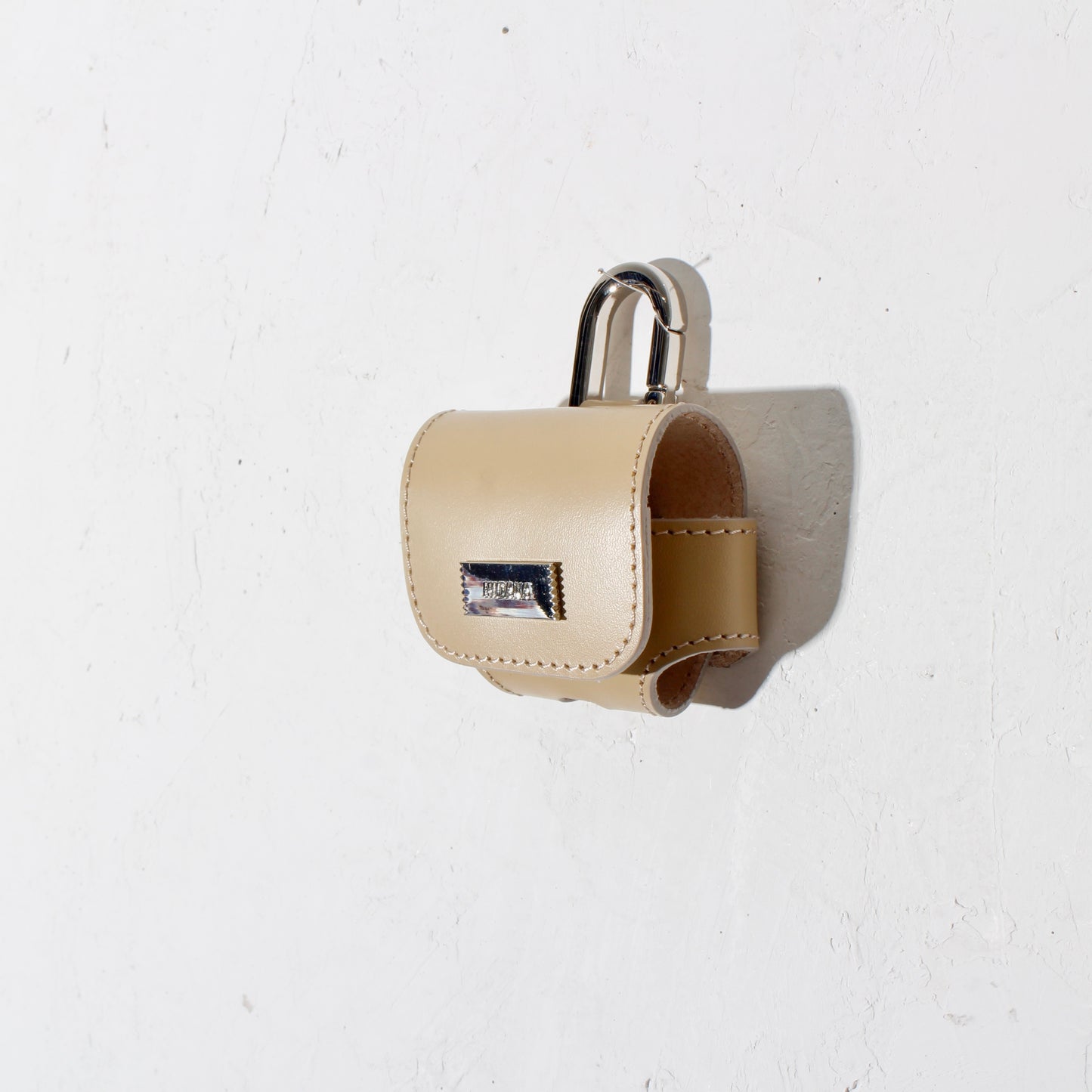 AIRPODS PRO CASE / beige