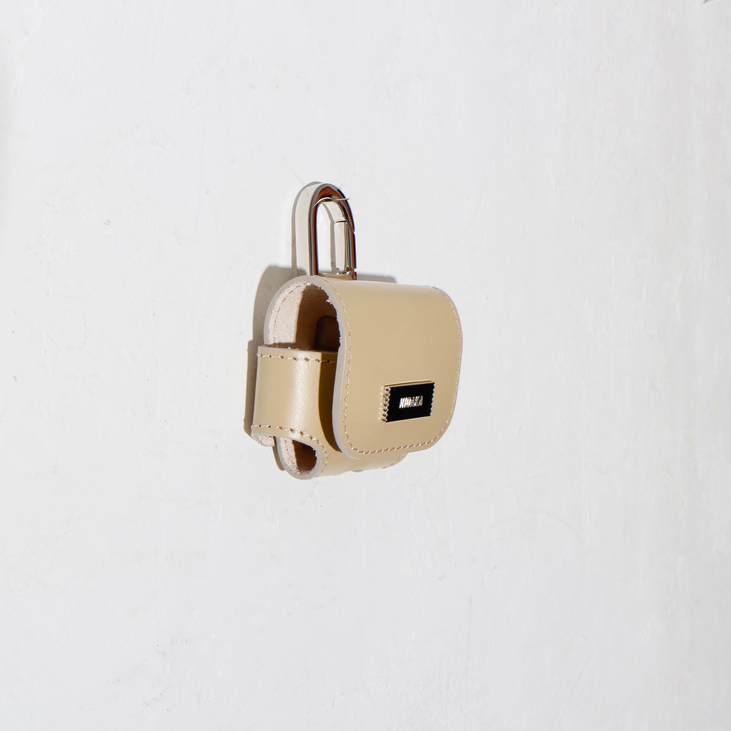 AIRPODS PRO CASE / beige