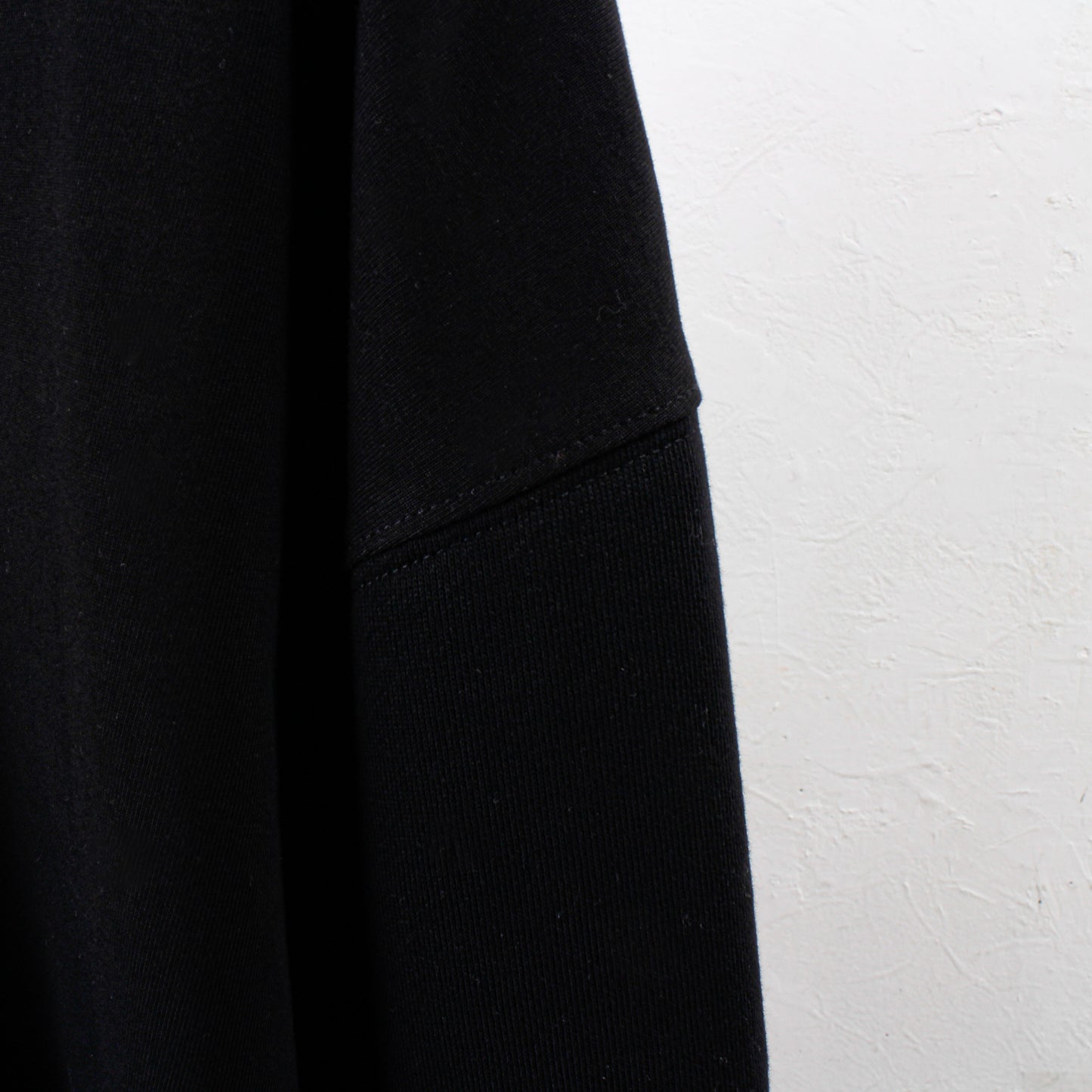 TEE LAYERS HOODIE / bk