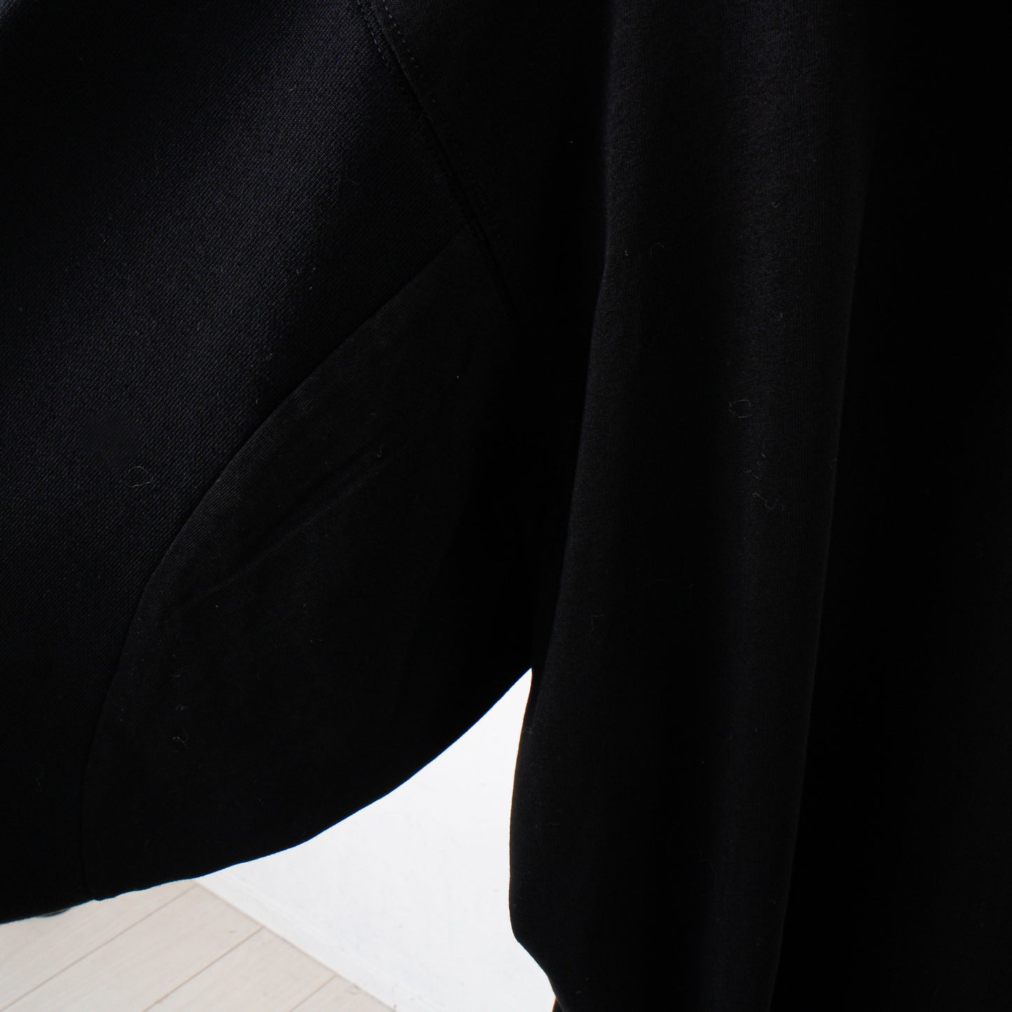 TEE LAYERS HOODIE / bk
