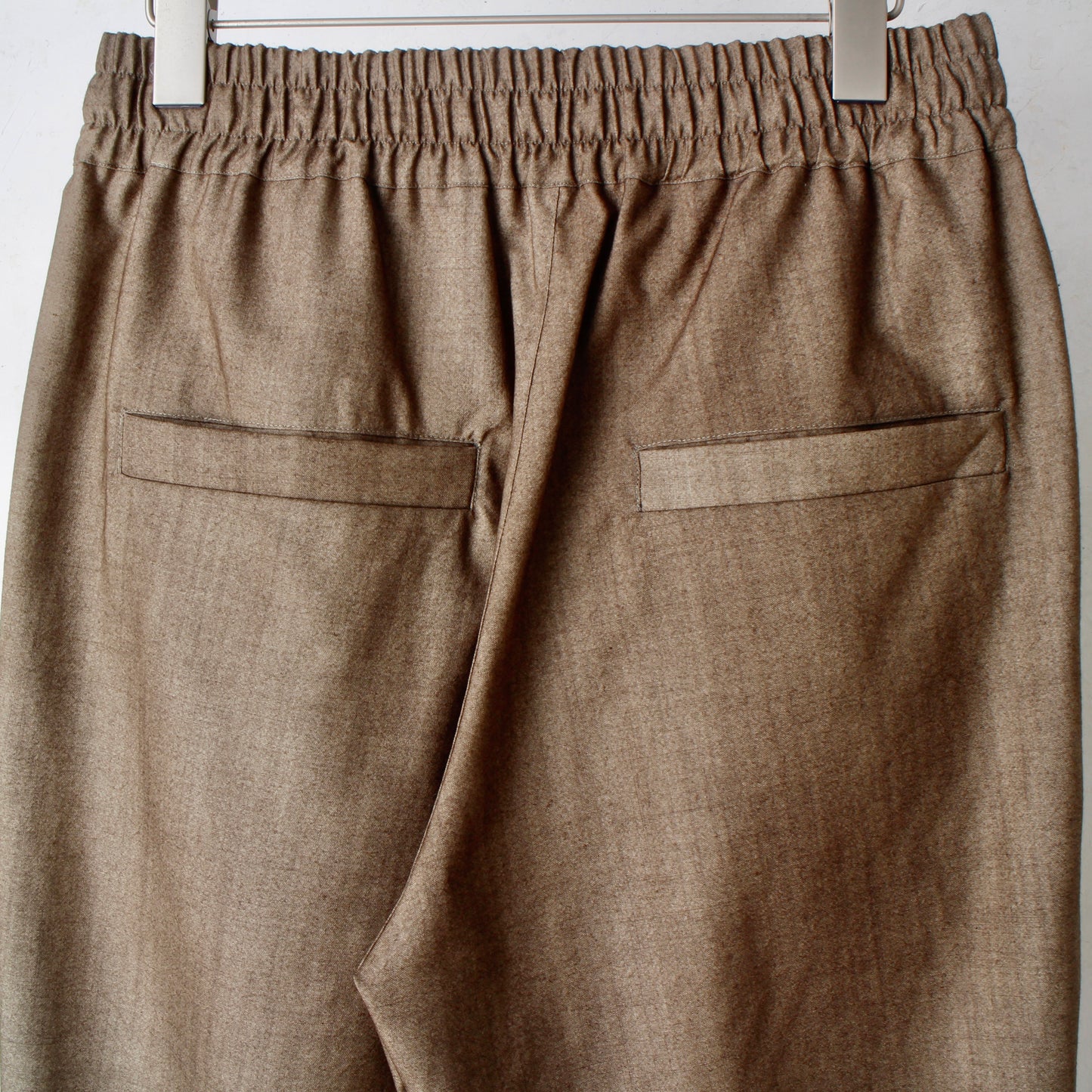 Uneven Dyed Tapered Pants / brown-beige