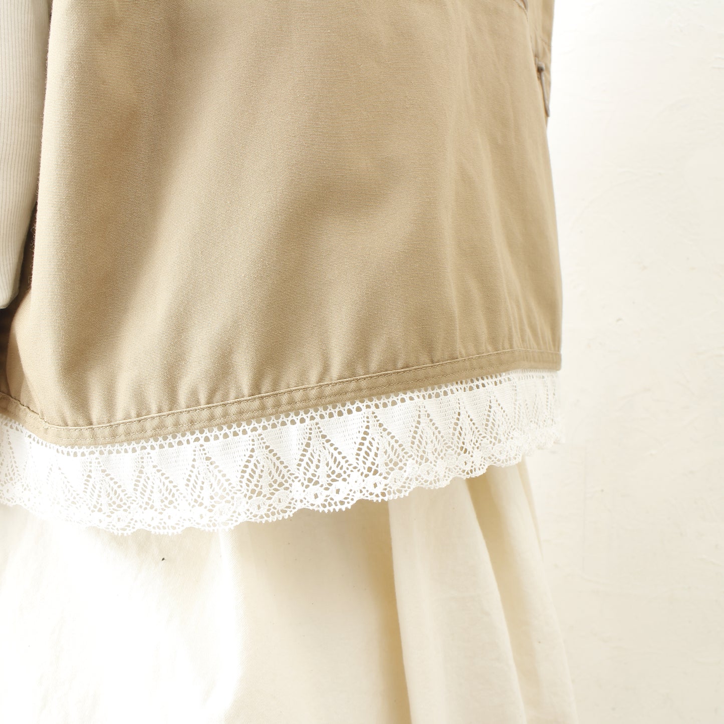 overlace /lace fishing vest