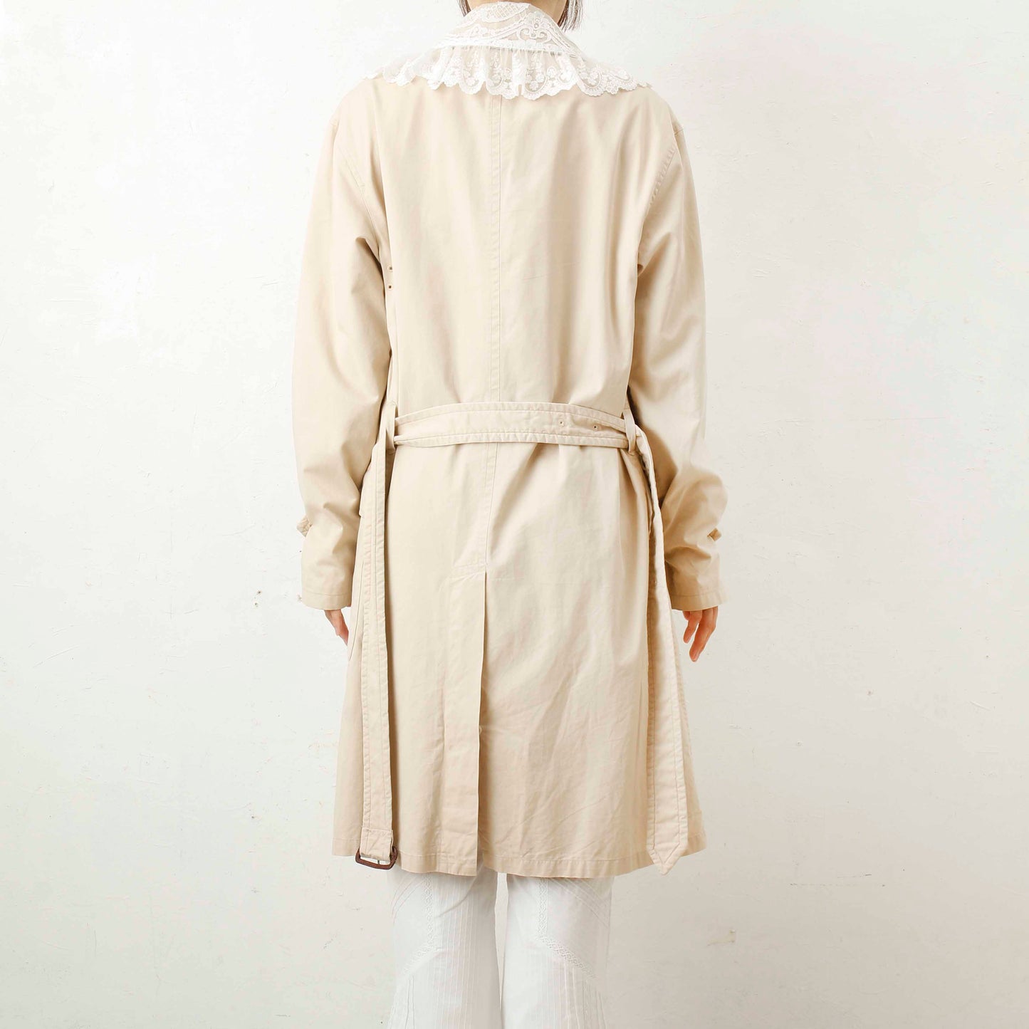 overlace /lace soutien collar coat