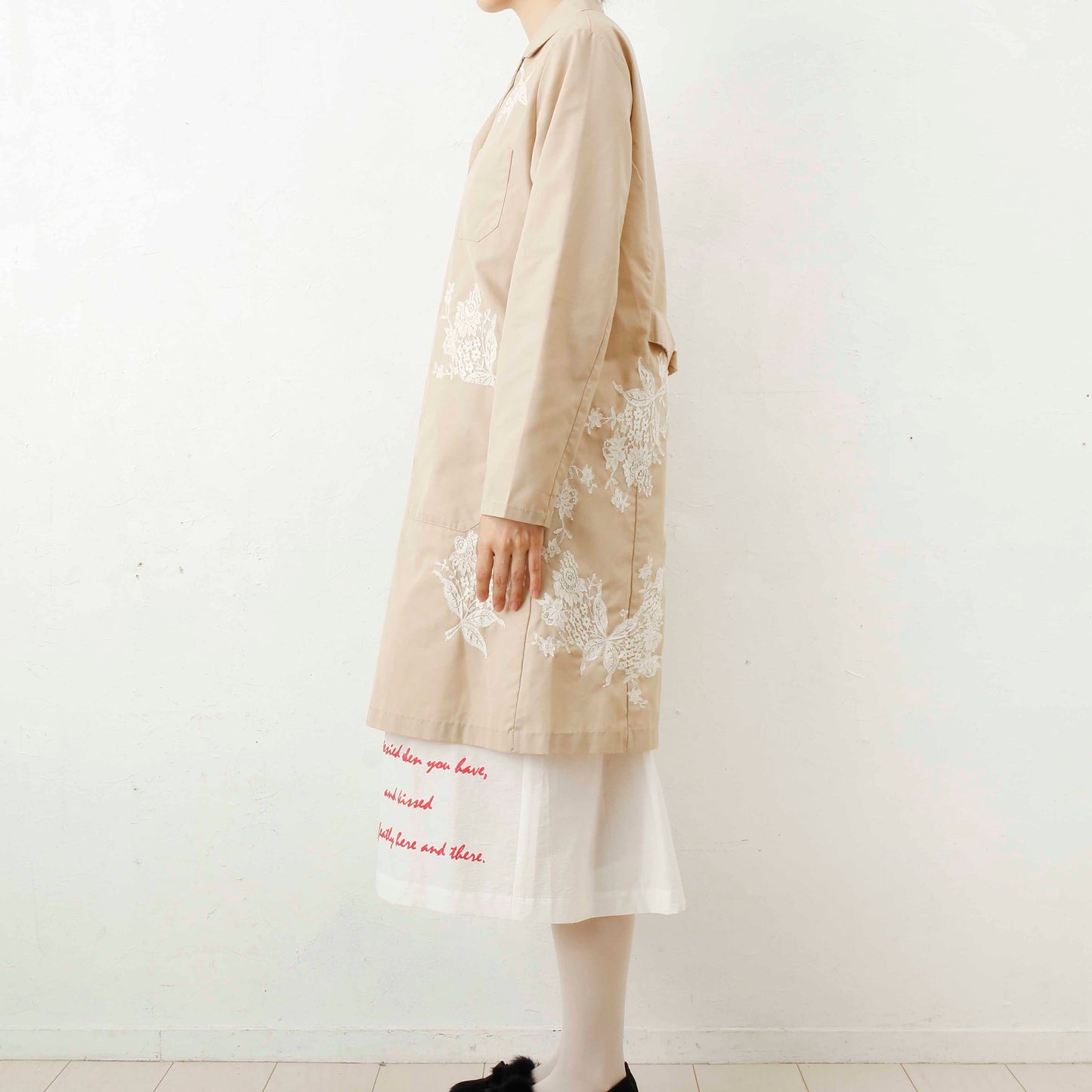 overlace /lace doctor coat
